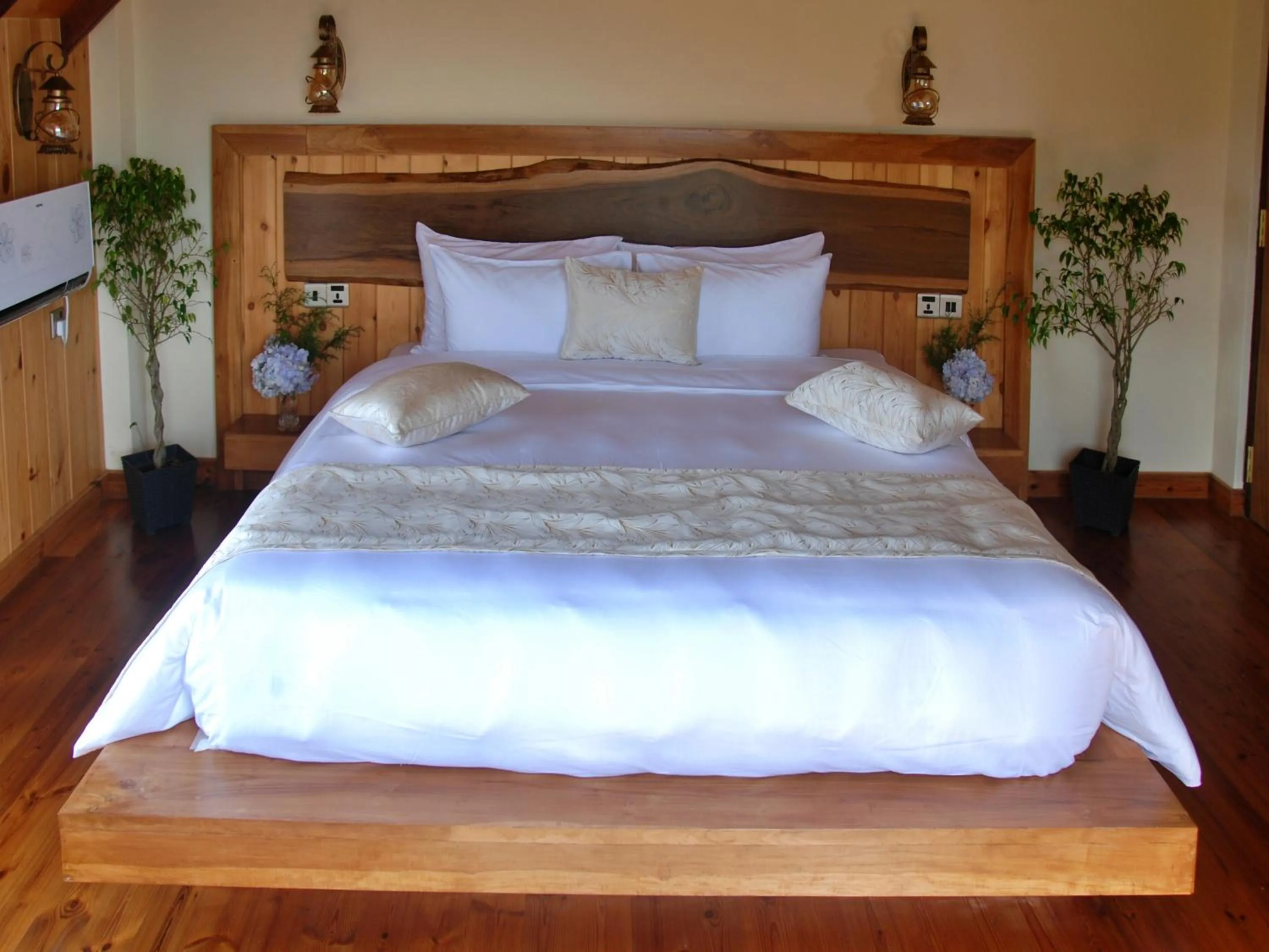 Bedroom, Bed in Cottage San Francesco