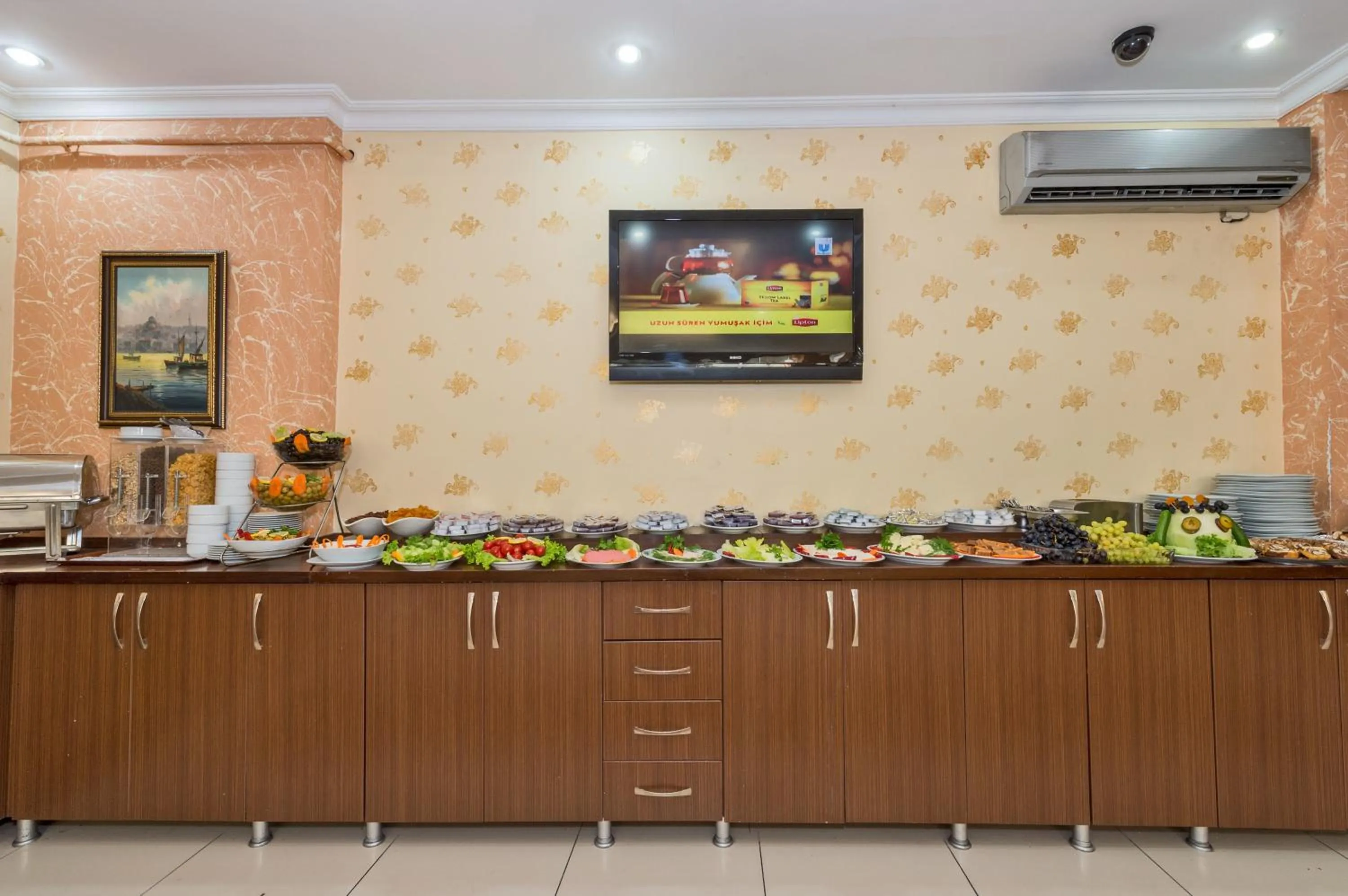 Restaurant/places to eat in May Hotel Istanbul