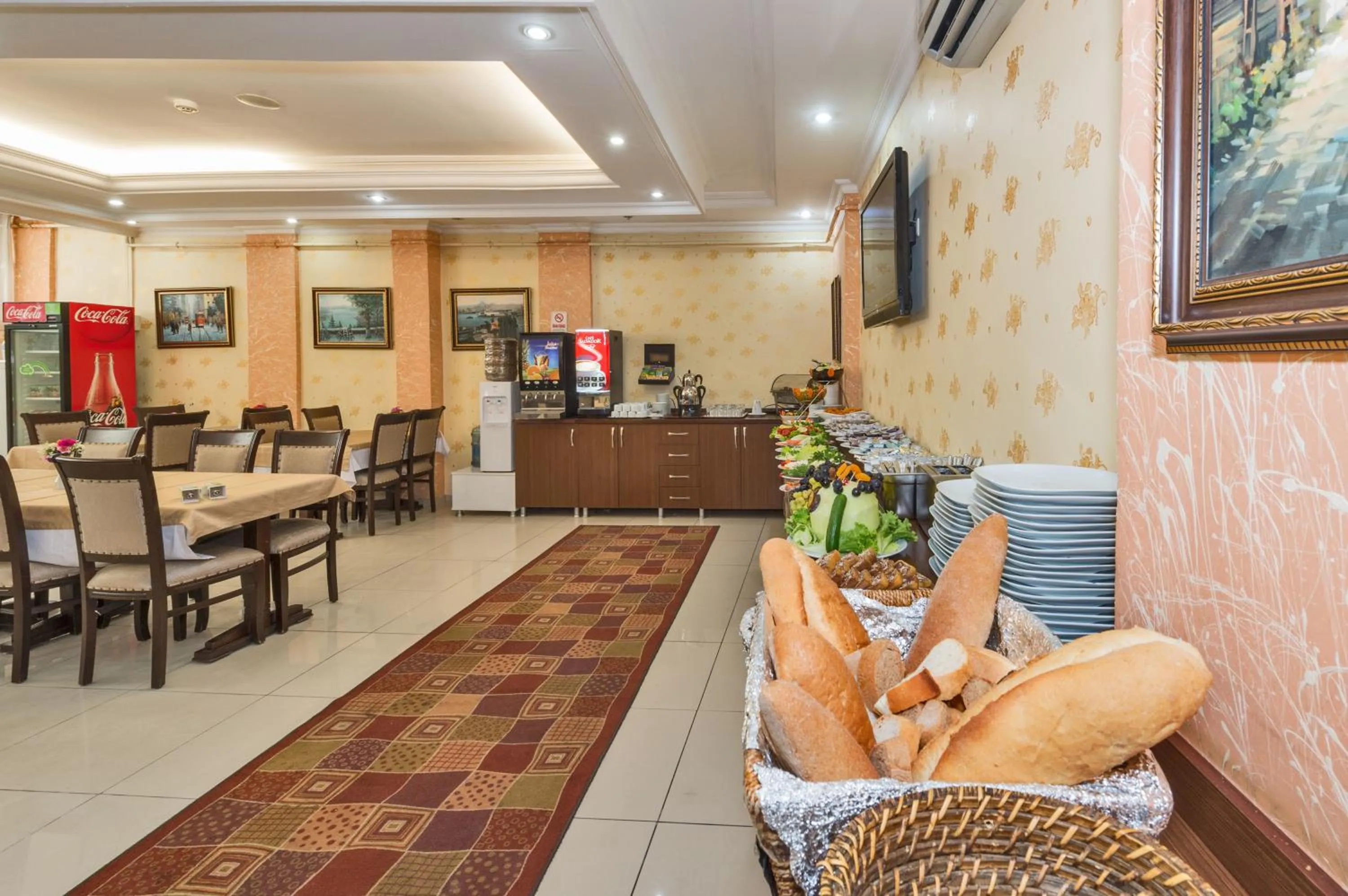 Restaurant/places to eat in May Hotel Istanbul