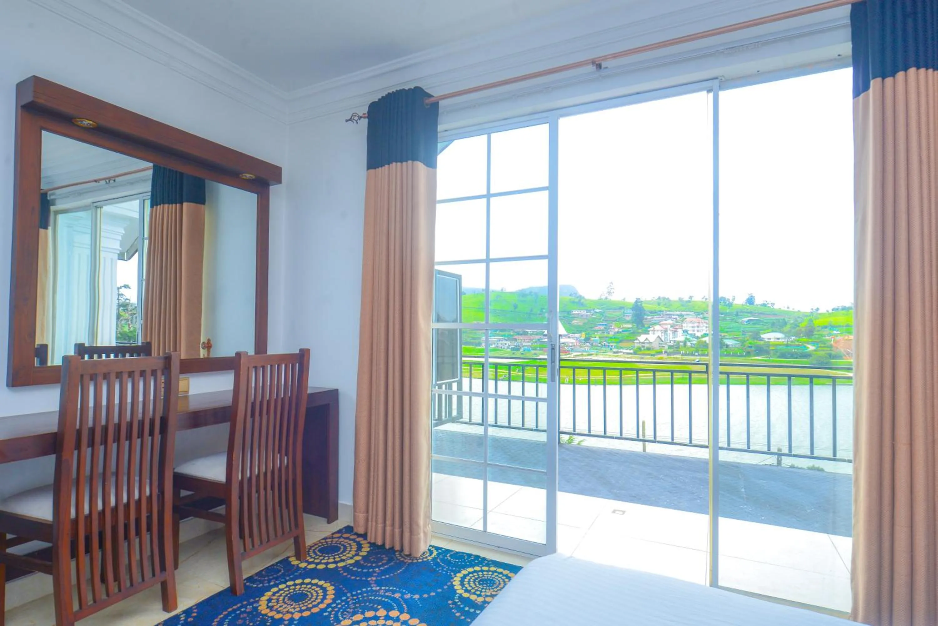 Balcony/Terrace in Galaxy Grand Hotel