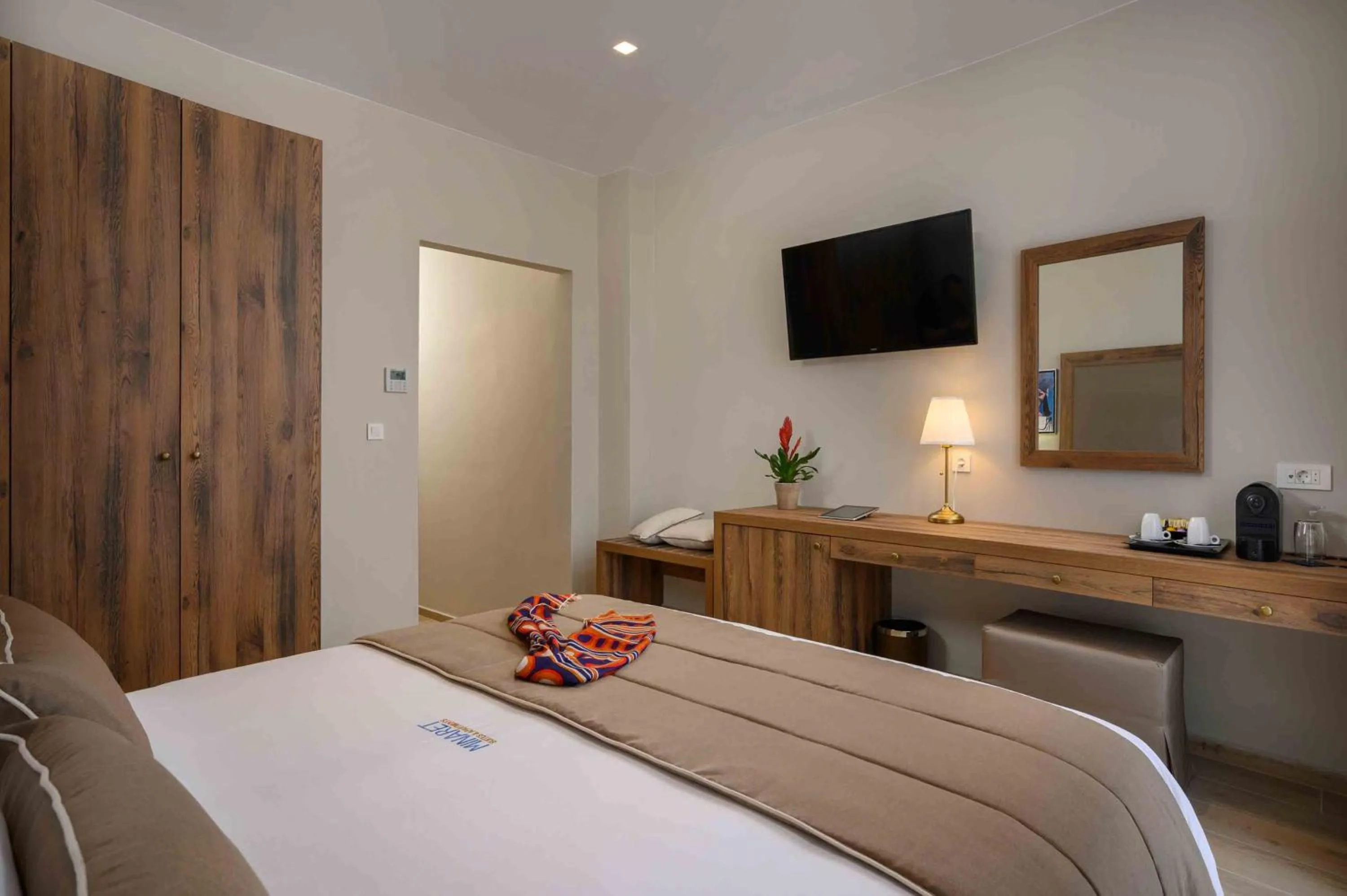 Photo of the whole room, Bed in Minaret Suites and Apartments