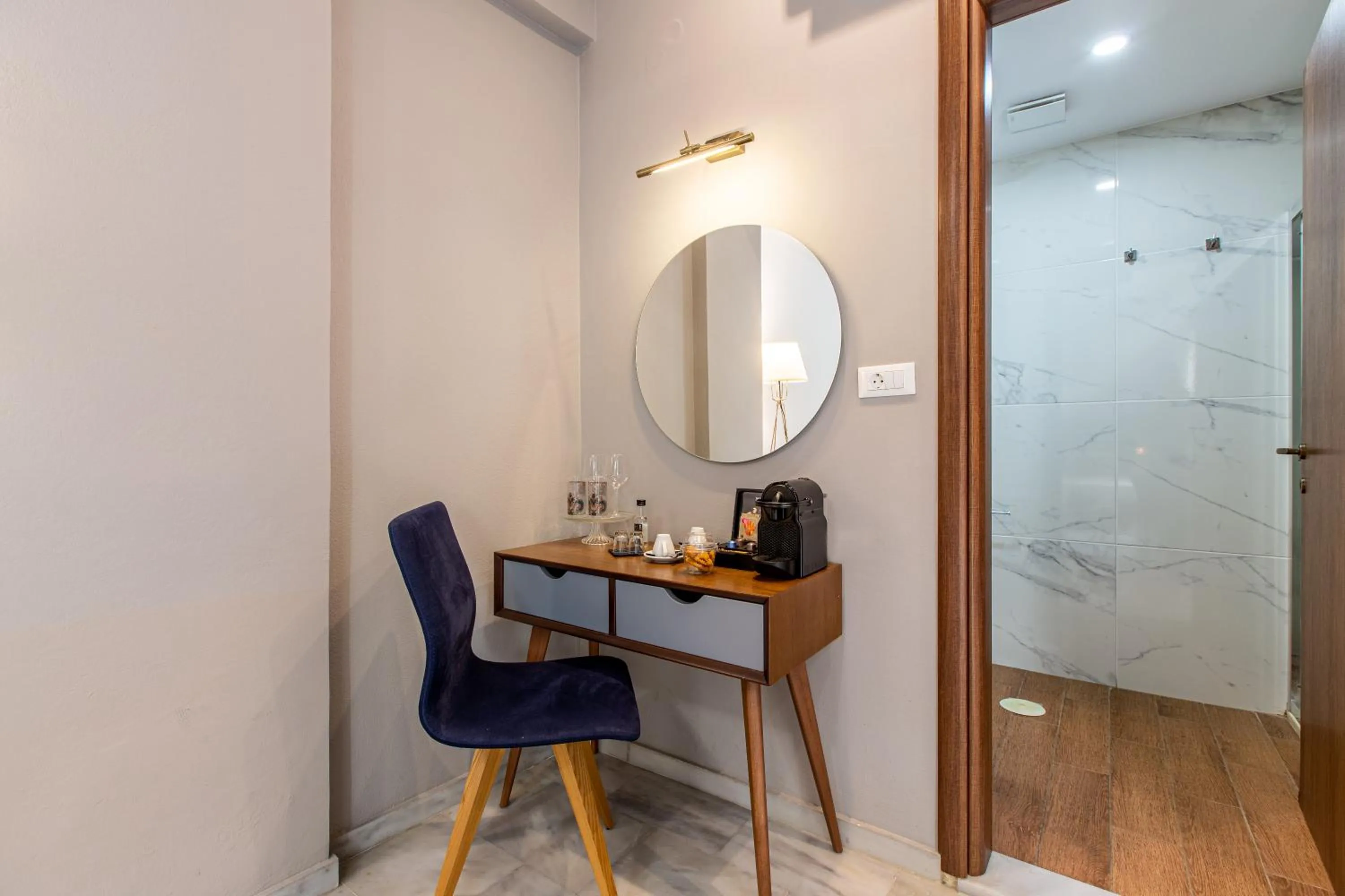 Minaret Suites and Apartments