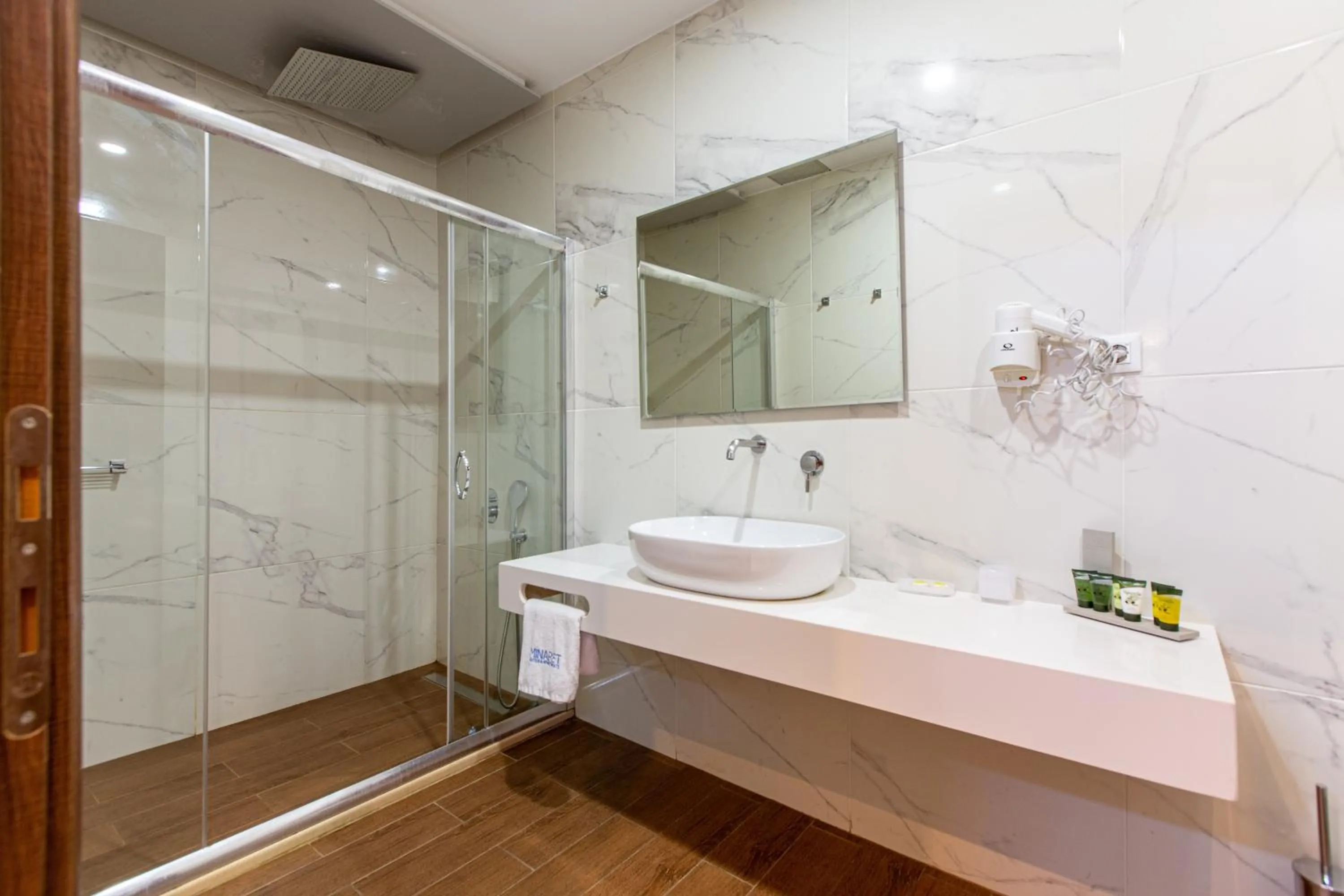 Minaret Suites and Apartments