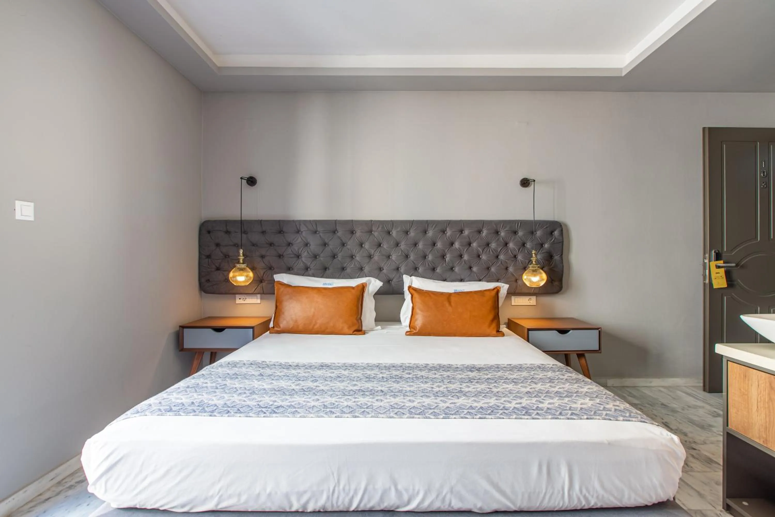 Bed in Minaret Suites and Apartments