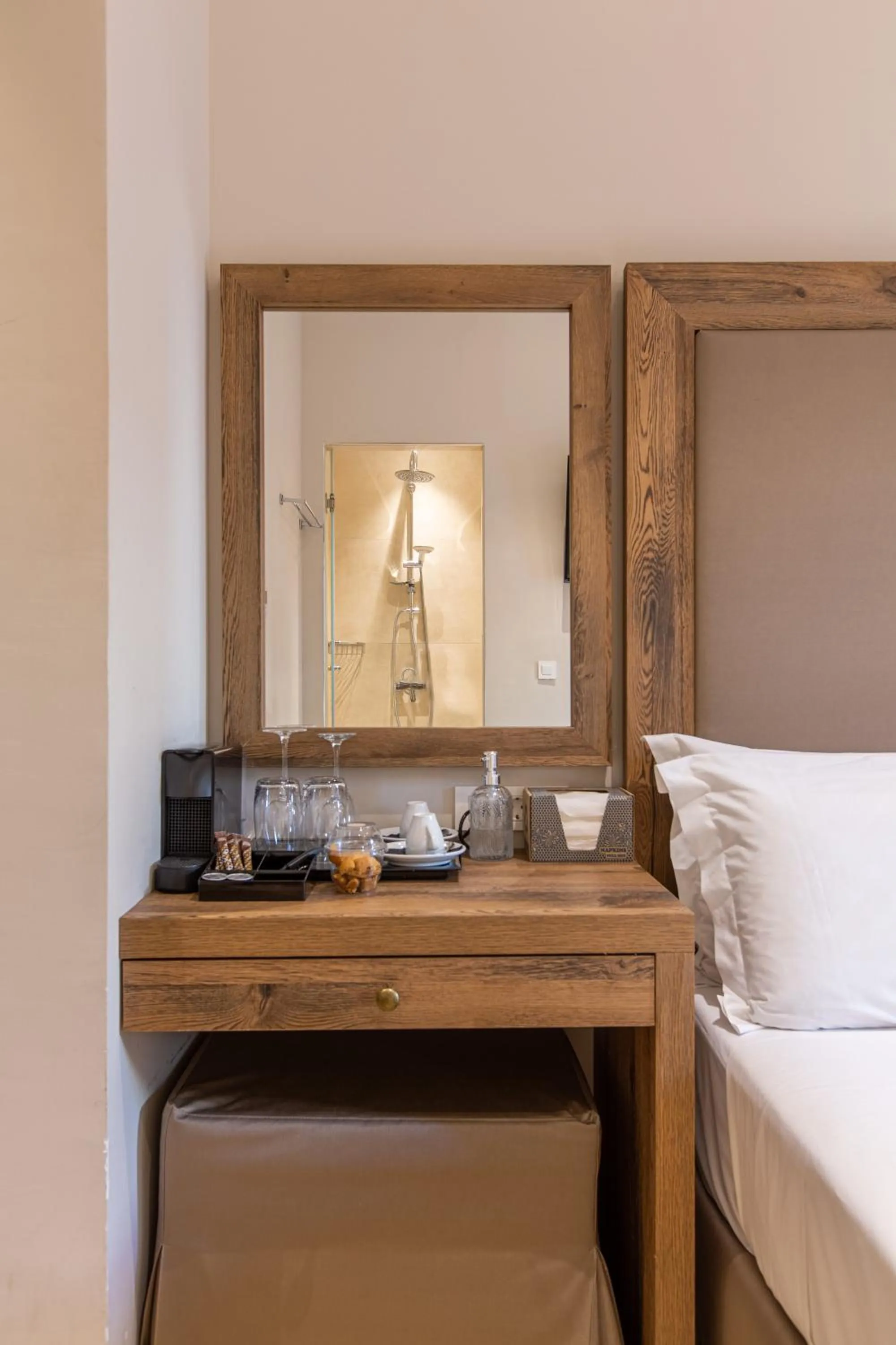 Bed in Minaret Suites and Apartments