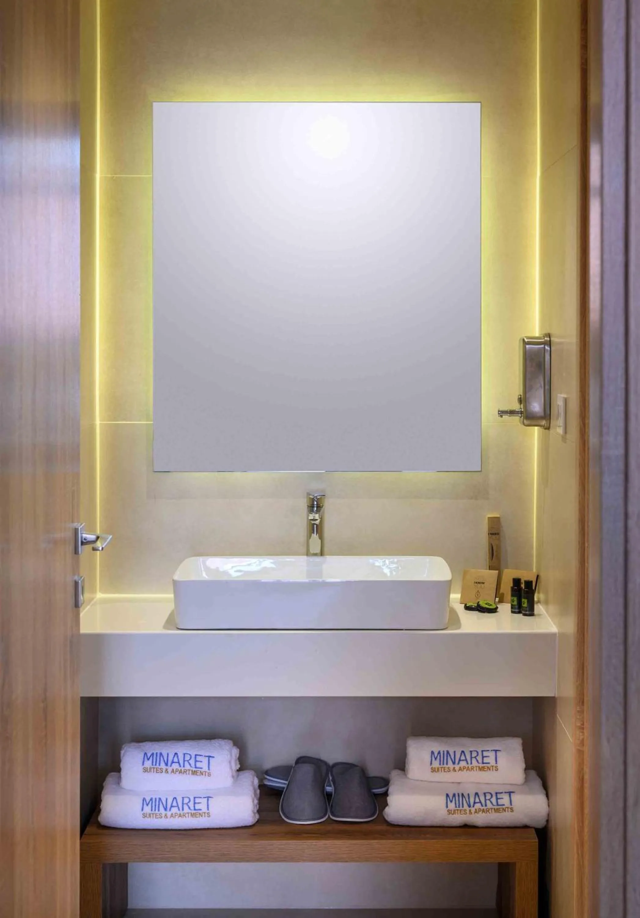 Bathroom in Minaret Suites and Apartments