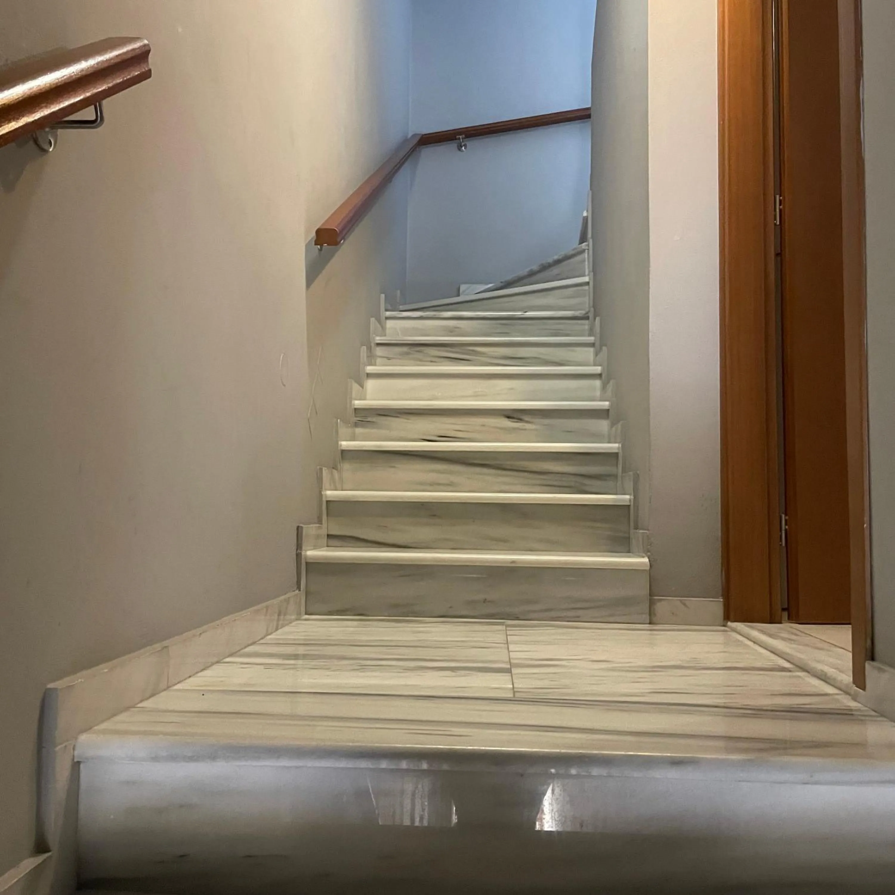 Minaret Suites and Apartments