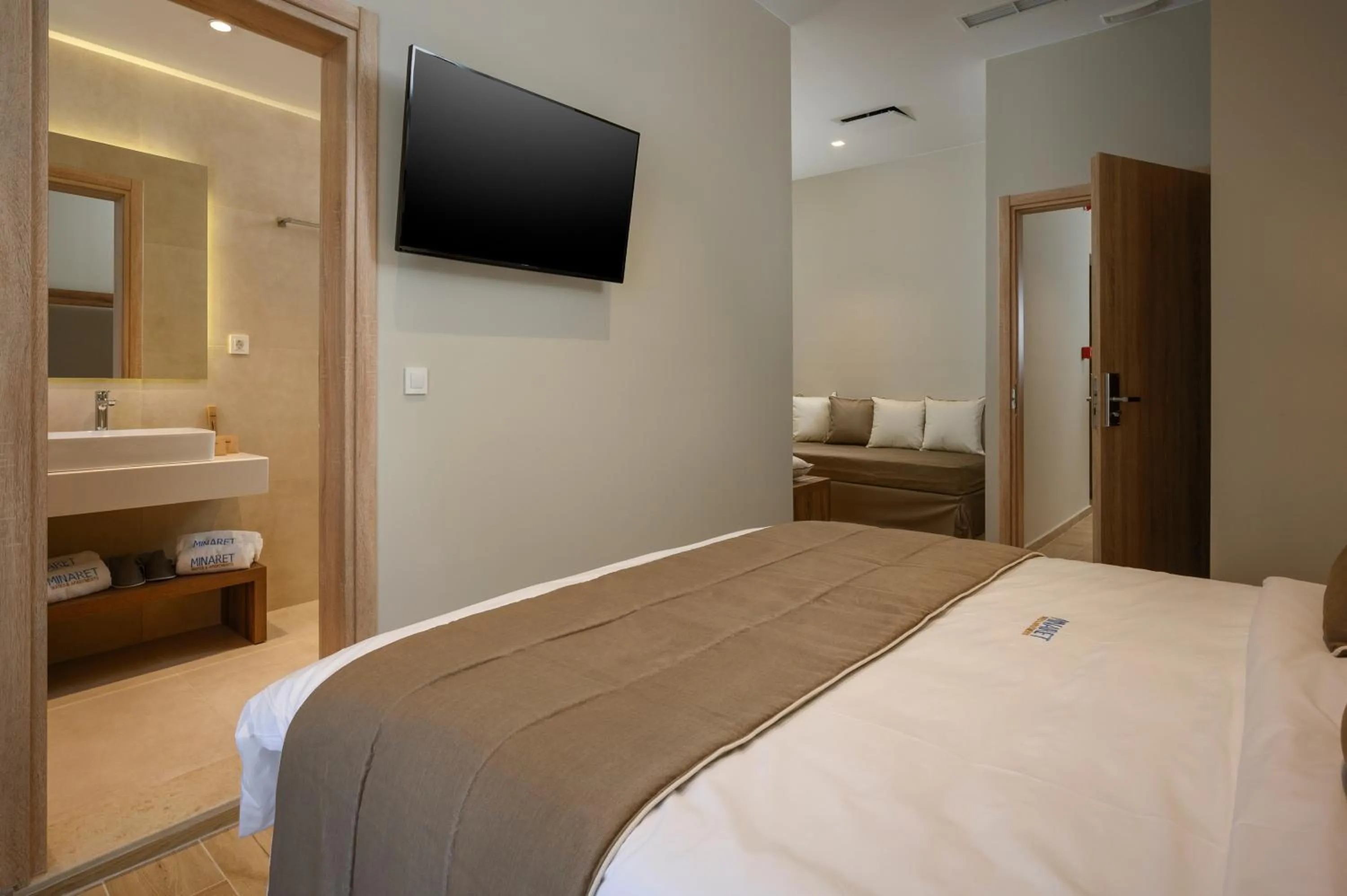 Photo of the whole room, Bed in Minaret Suites and Apartments