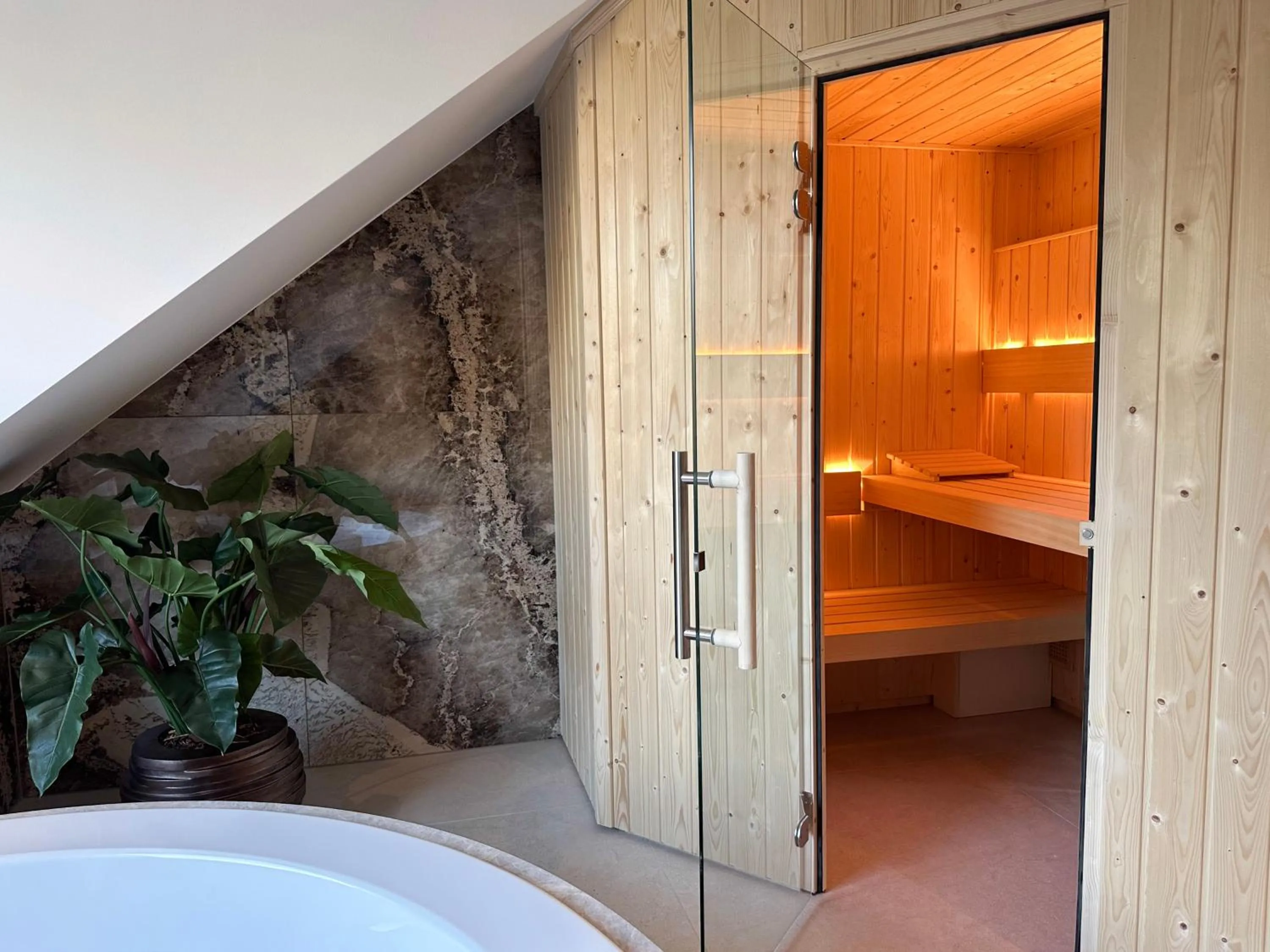 Hot Tub, Bed in Van der Valk Hotel Harderwijk op de Veluwe