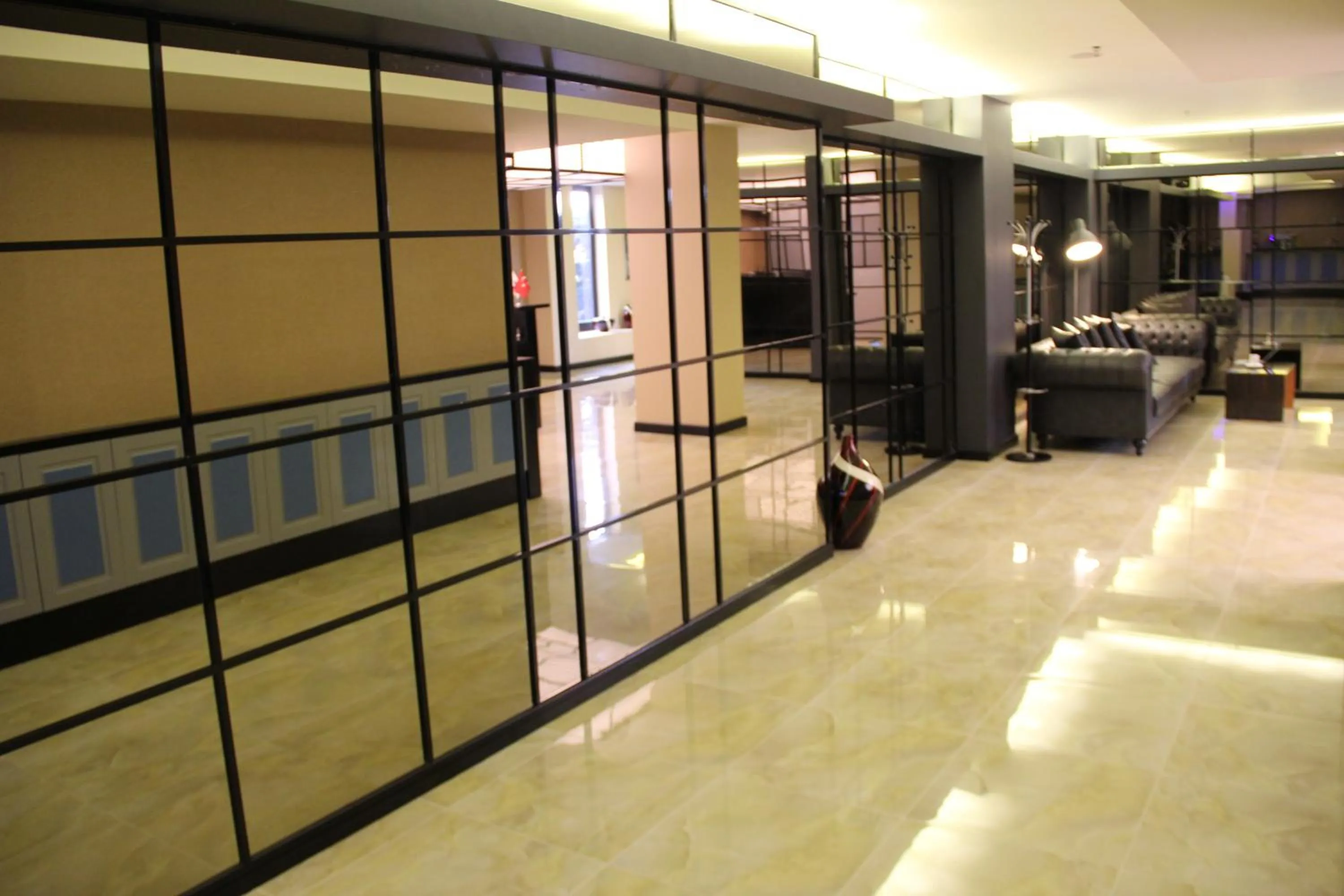 Lobby or reception in Airport Residence