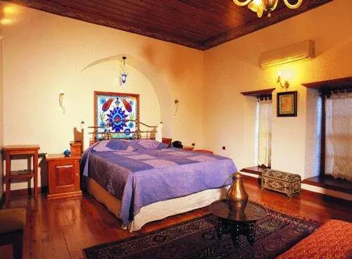 Photo of the whole room, Bed in Tekeli Konaklari