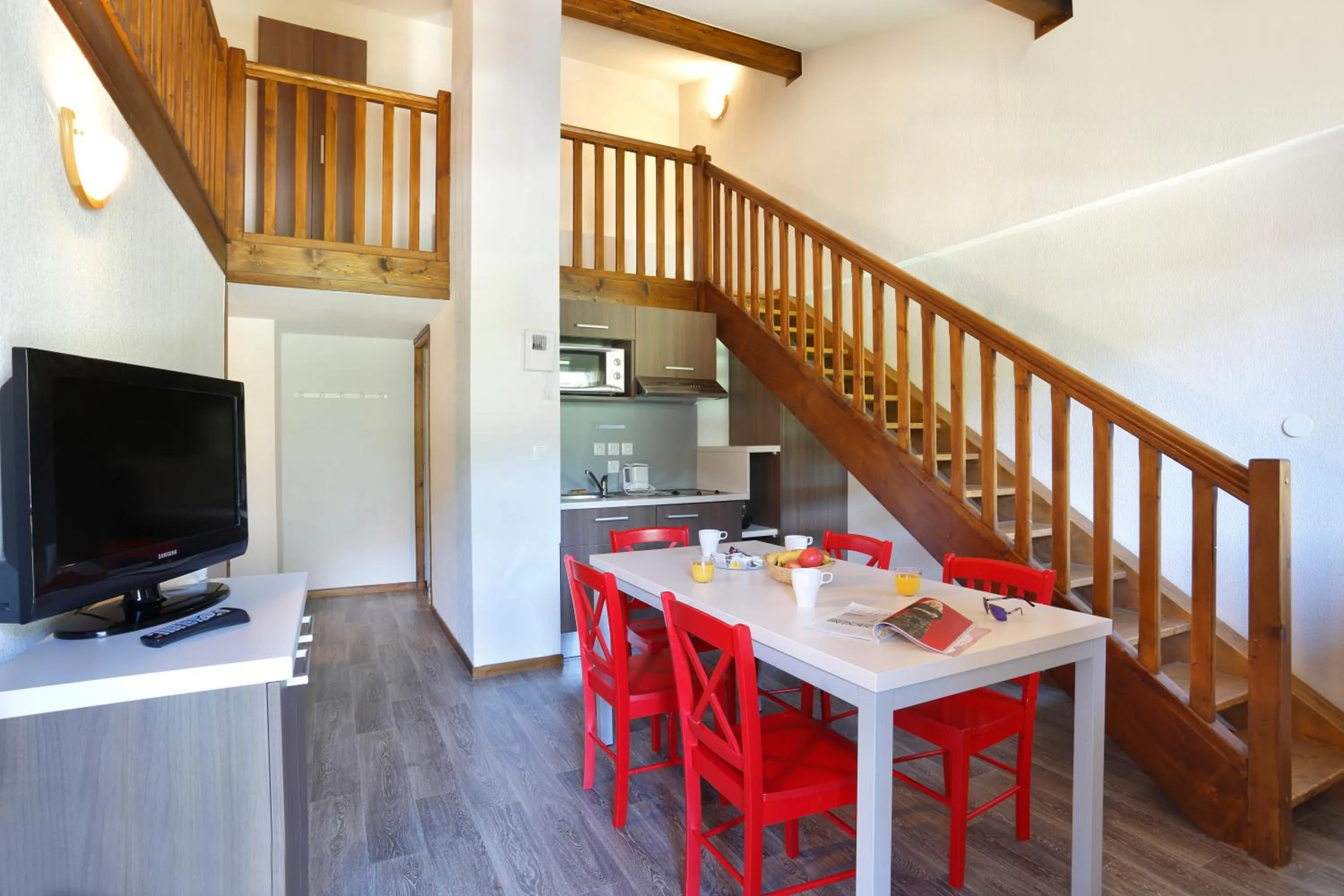 Kitchen or kitchenette in Vacancéole - Résidence Grand Massif