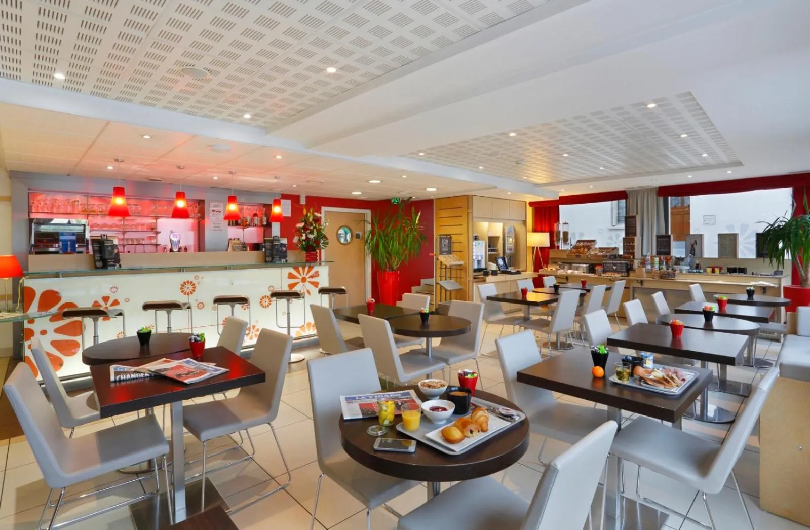 Area and facilities in ibis Etampes