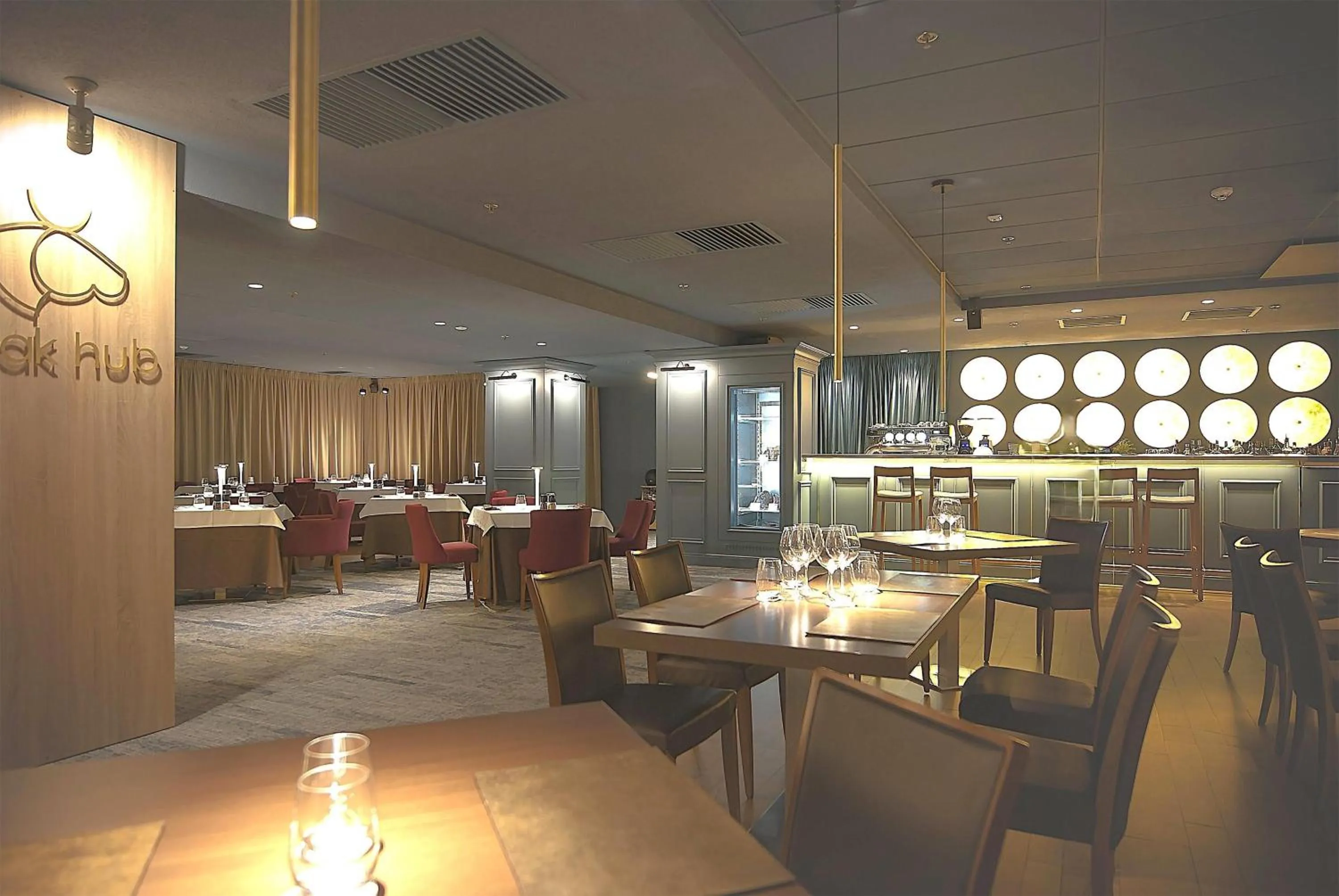 Restaurant/places to eat in Ramada by Wyndham Oradea