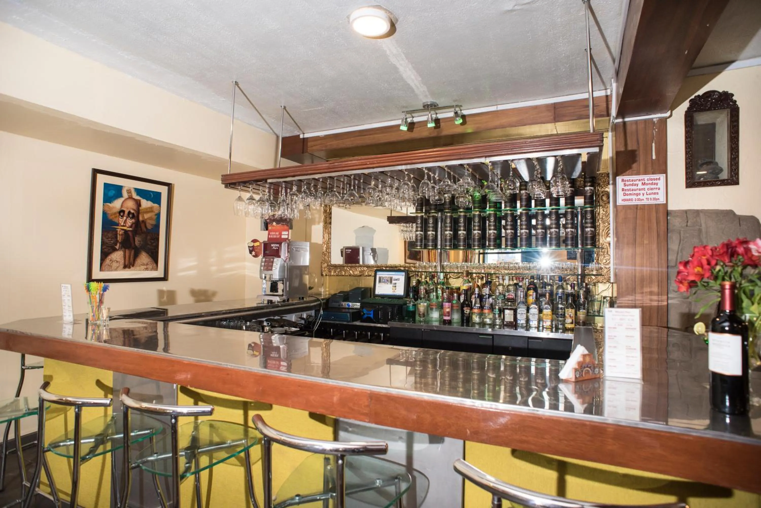 Area and facilities in Royal Inka II