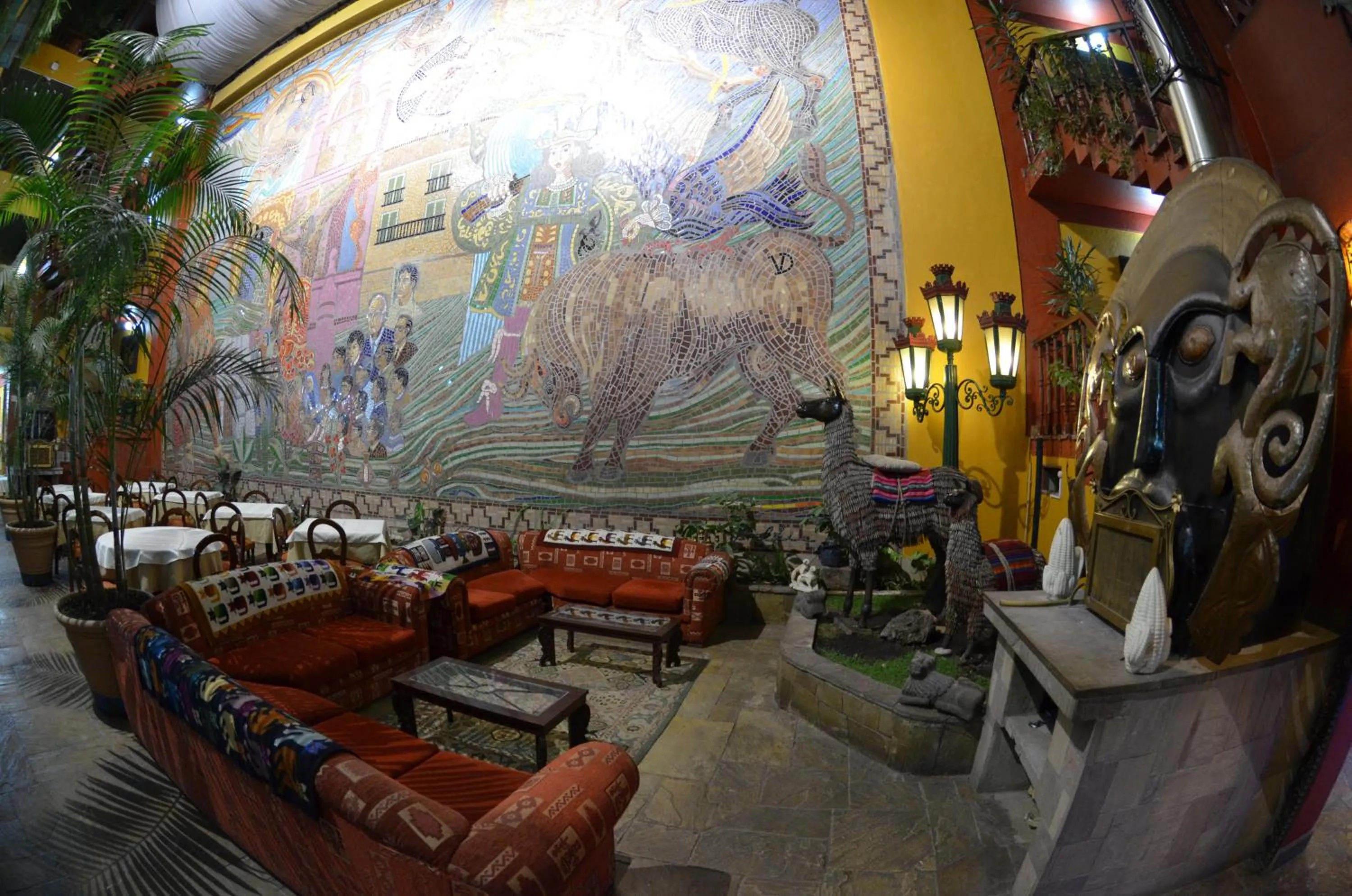 Decorative detail in Royal Inka II