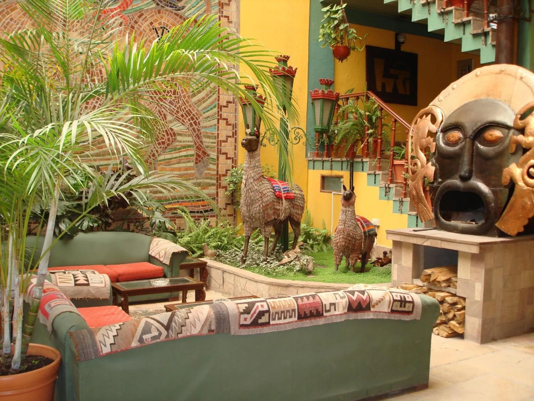 Lobby or reception in Royal Inka II