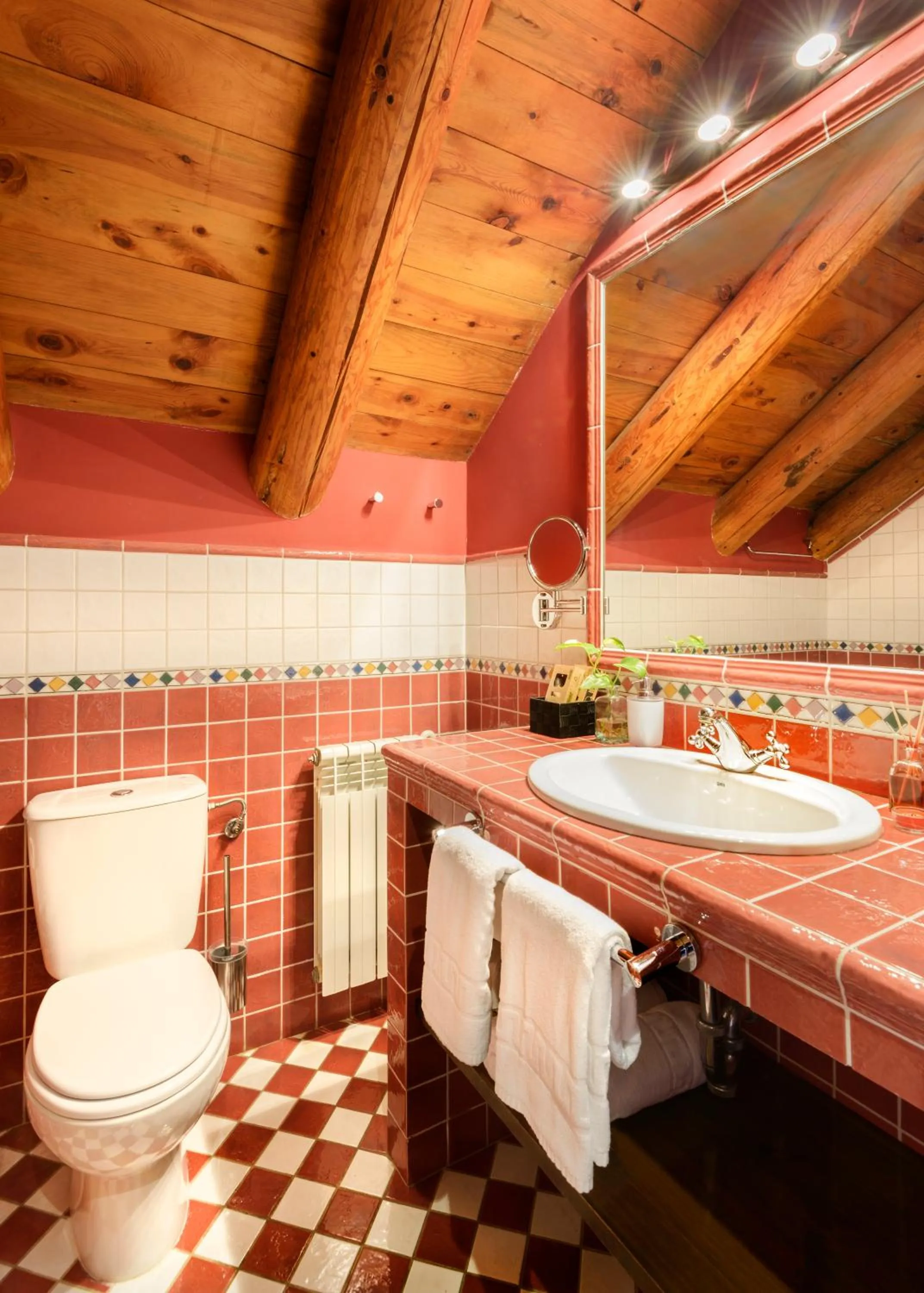 Bathroom in Hotel Rural El Mirador de los Pirineos