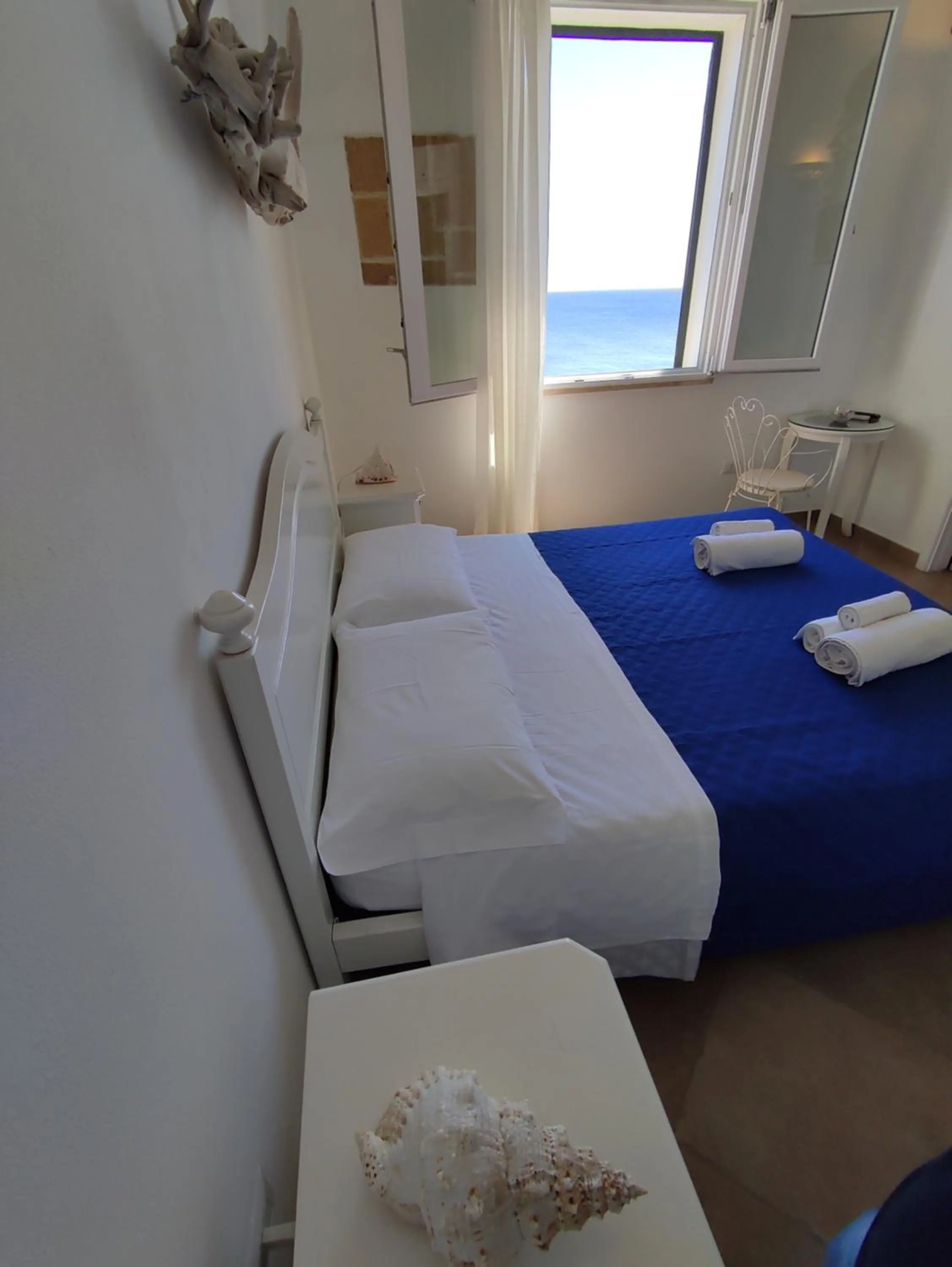 Bed in B&B Punta Cutieri