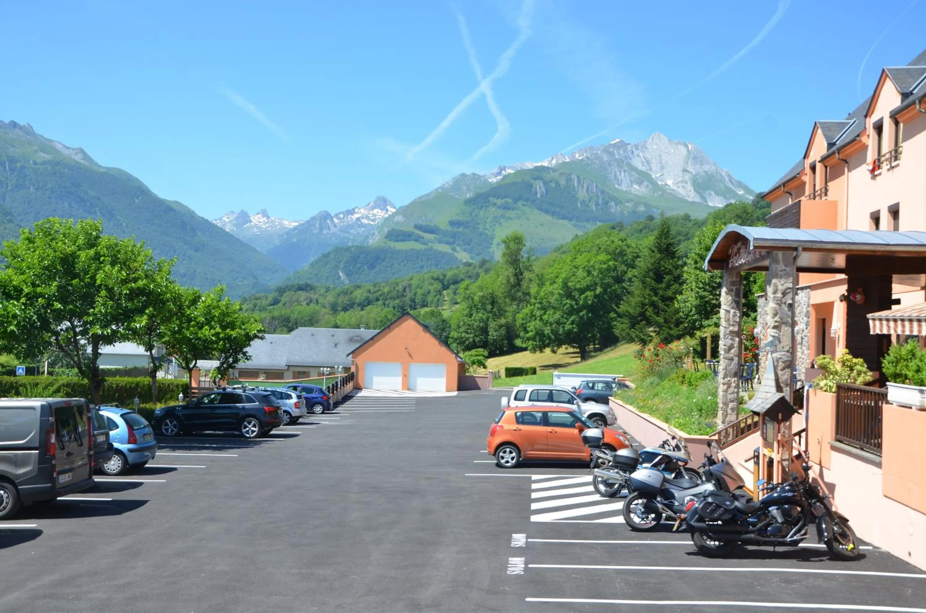 Property building in Hôtel Le Picors