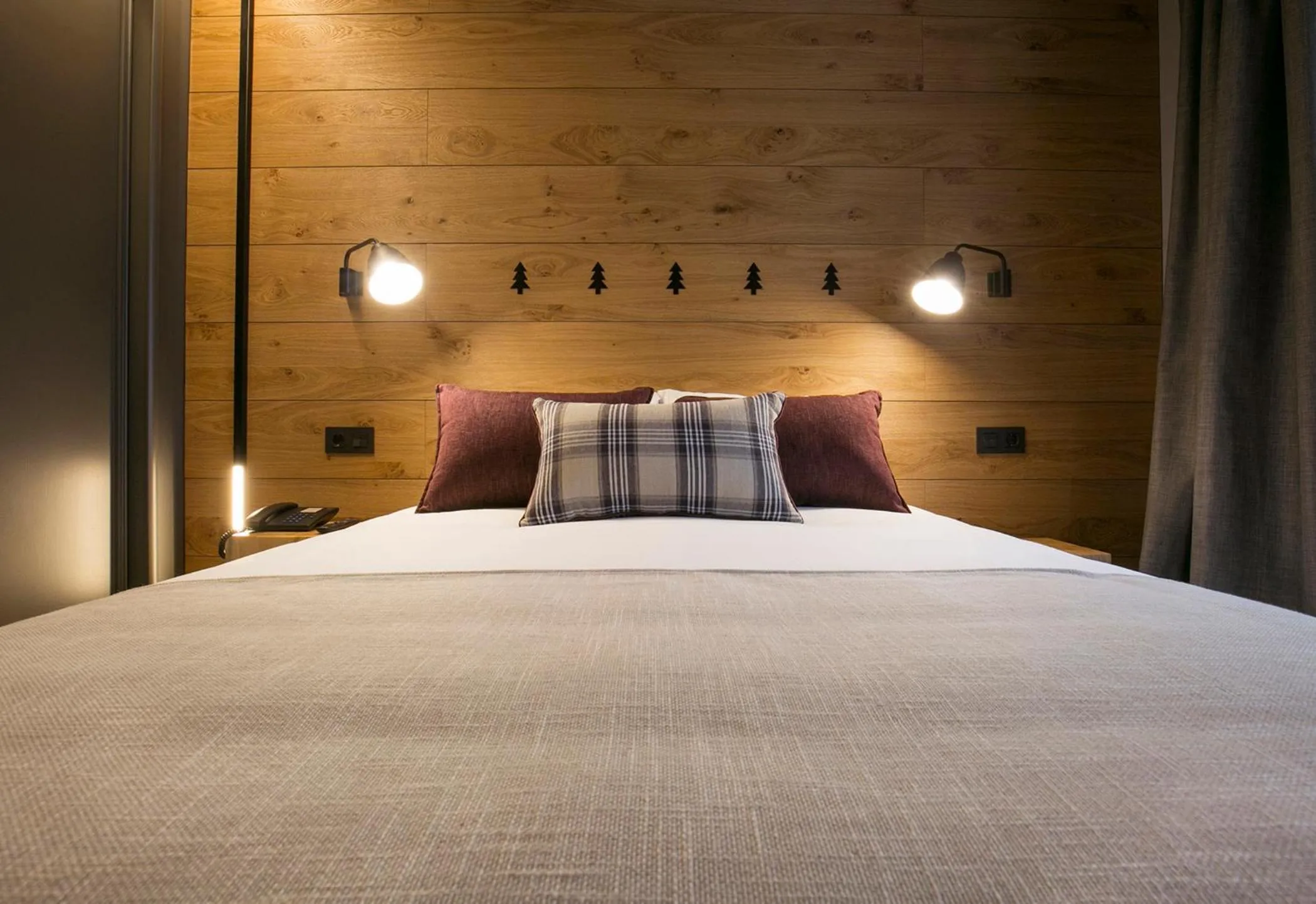 Photo of the whole room, Bed in Hotel Xalet Montana