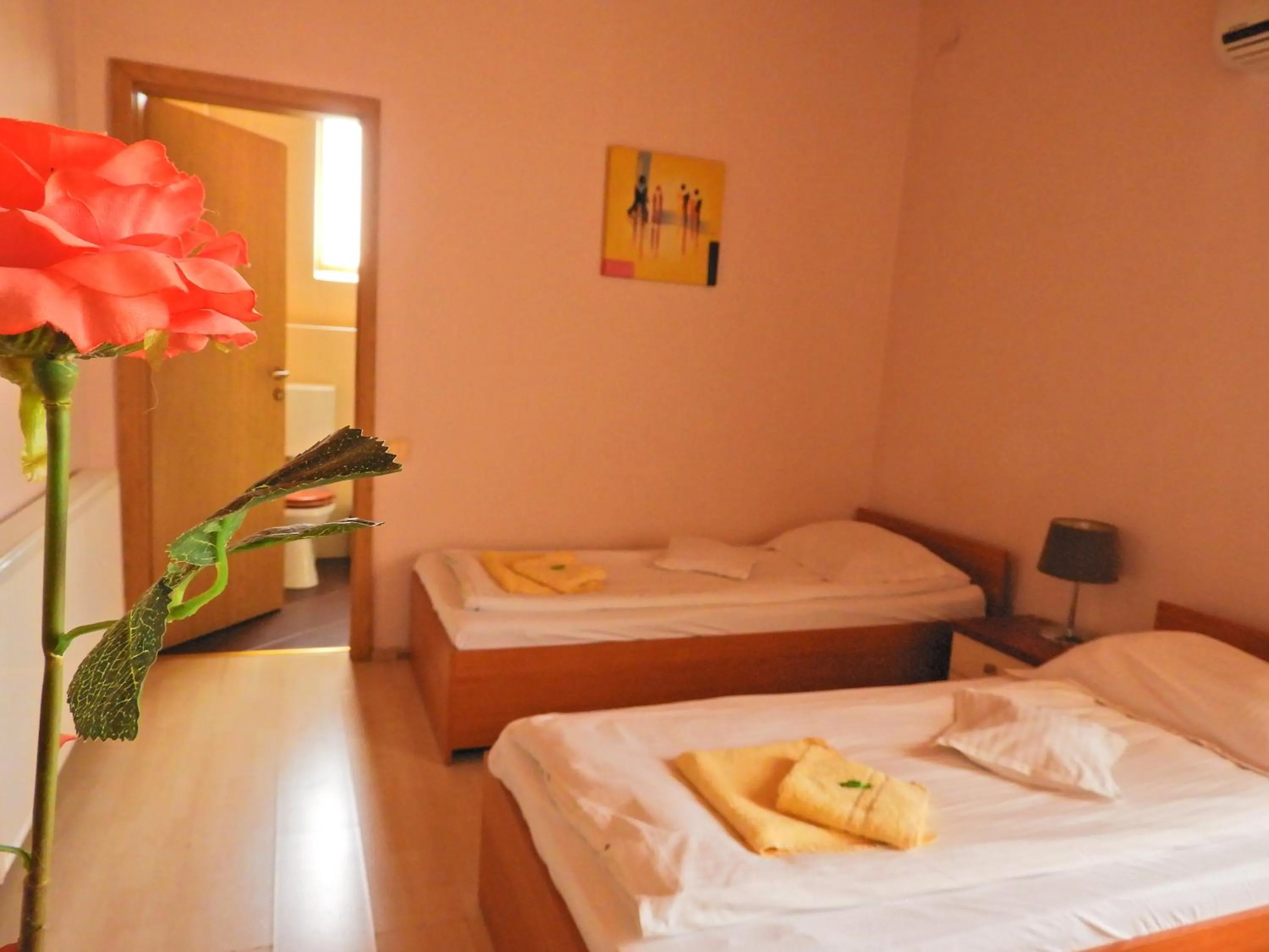 Bedroom in Pensiunea Caramell