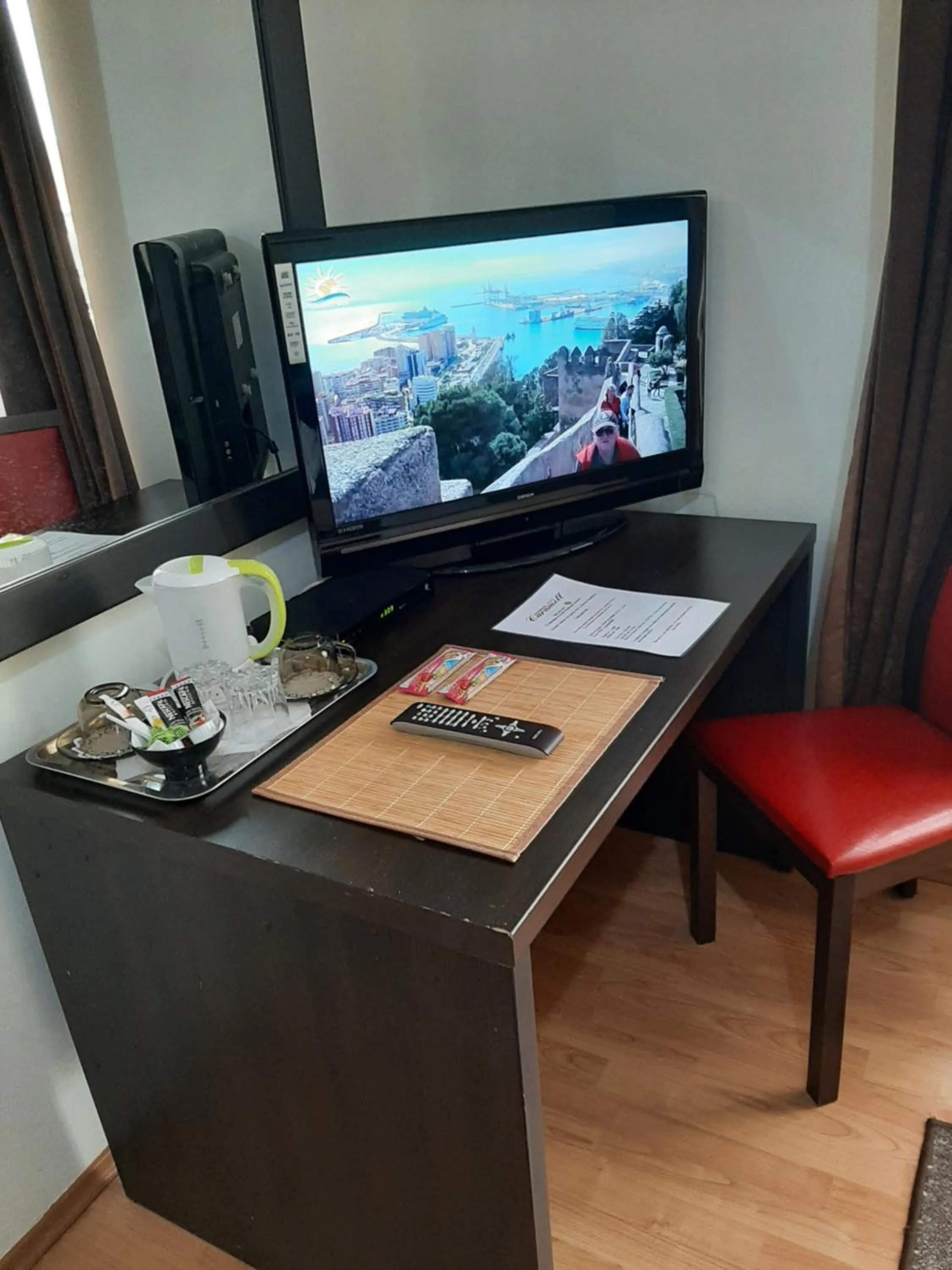 Bed in Pensiunea Caramell