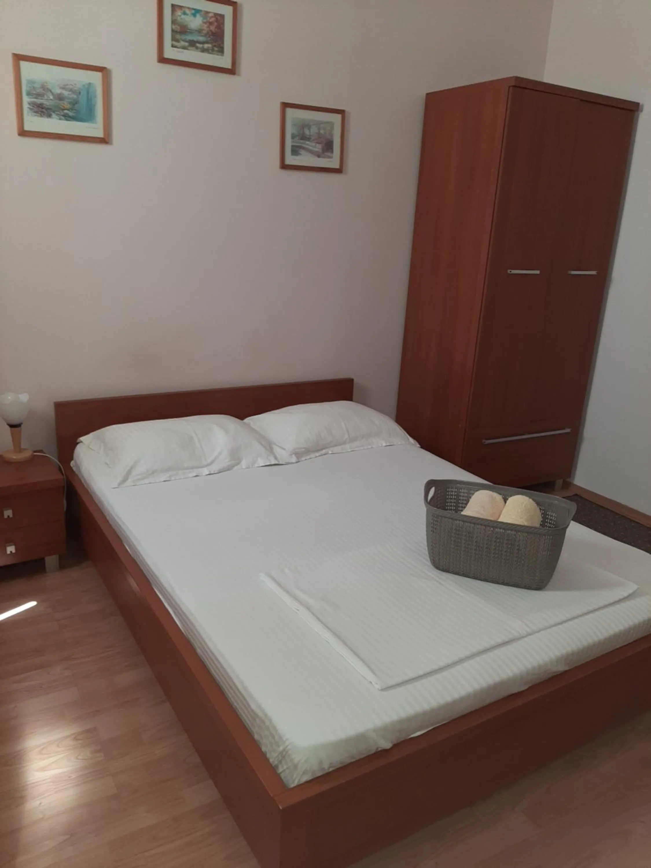 Bedroom in Pensiunea Caramell