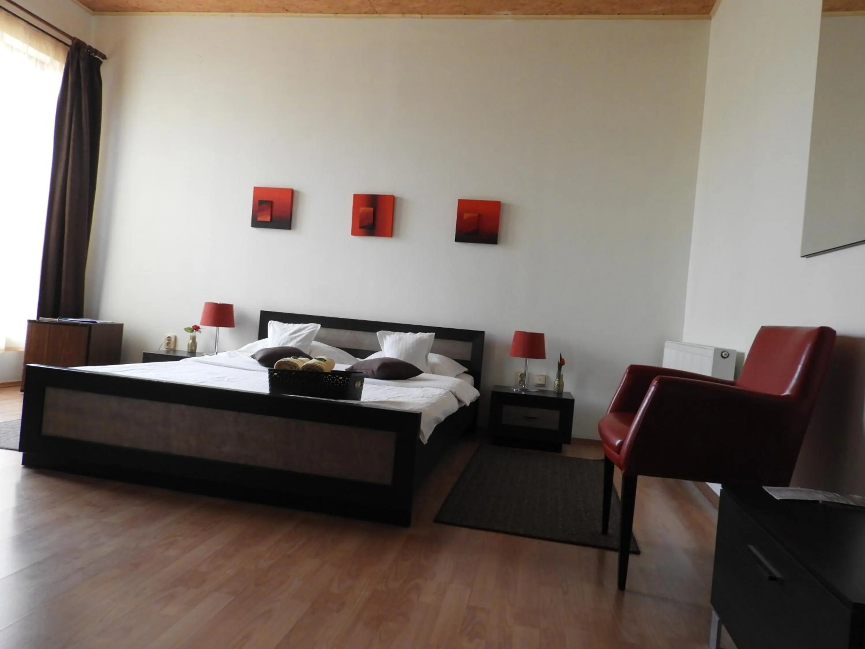 Bedroom in Pensiunea Caramell