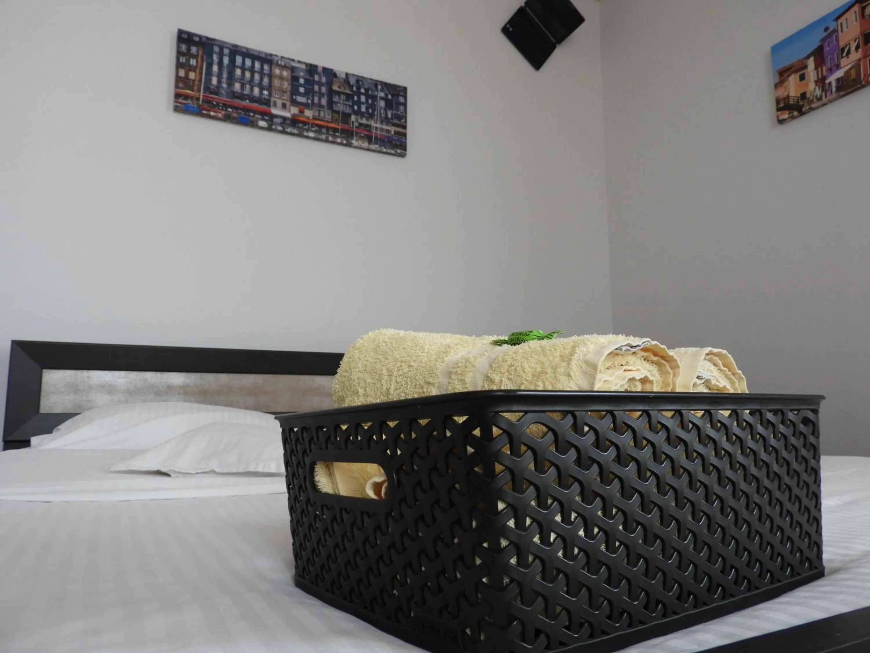 Family in Pensiunea Caramell