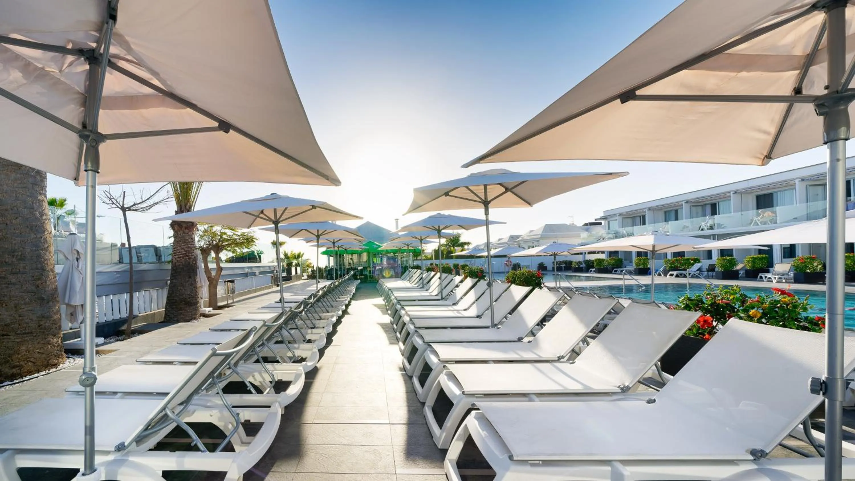 Ura Hotels Lara Adults Only