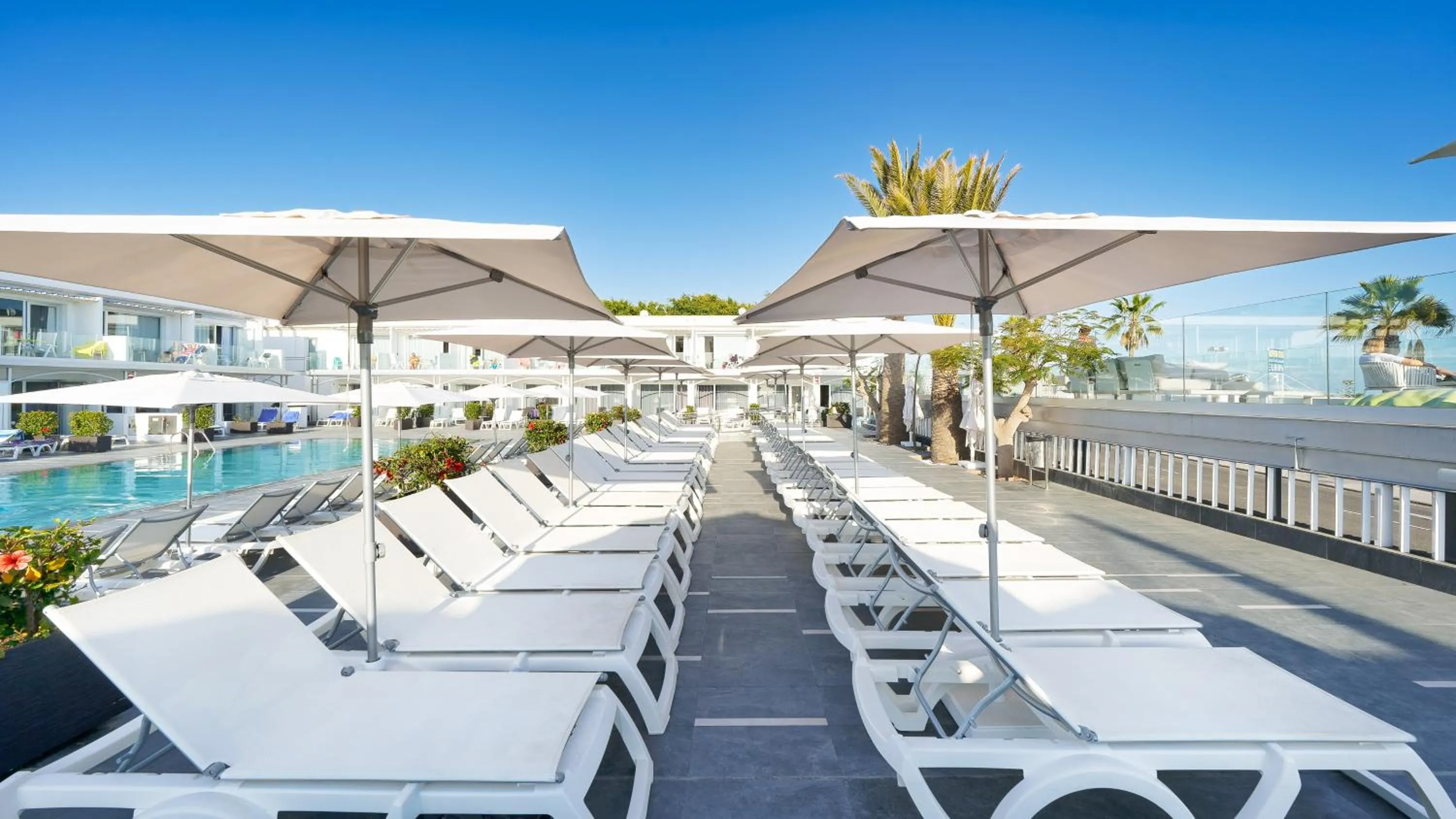 Ura Hotels Lara Adults Only