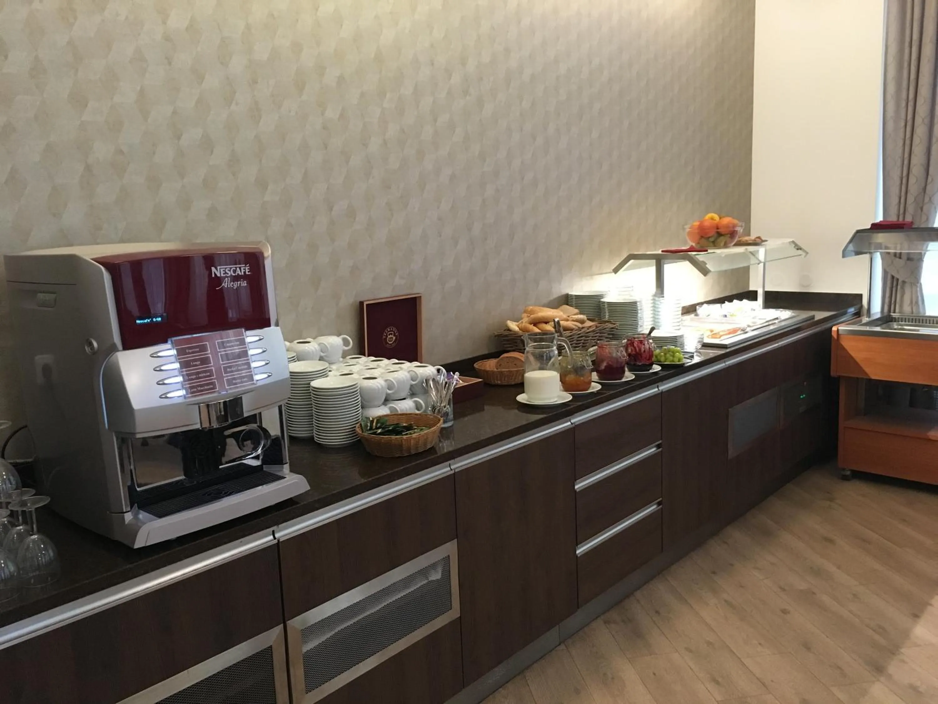 Continental breakfast in Hotel Bellevue Tlapak