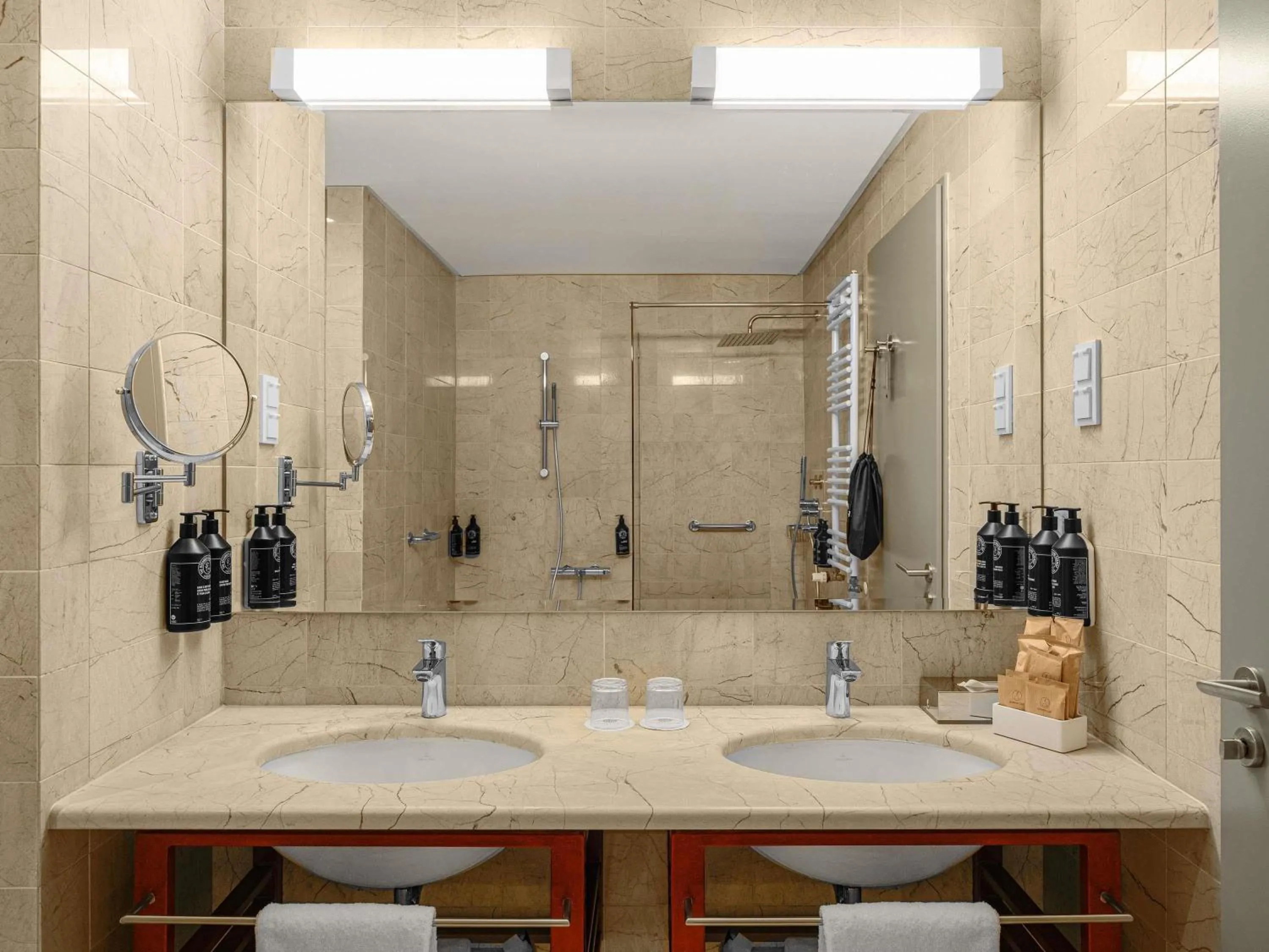 Bedroom in Hotel Lycium Debrecen - Handwritten Collection