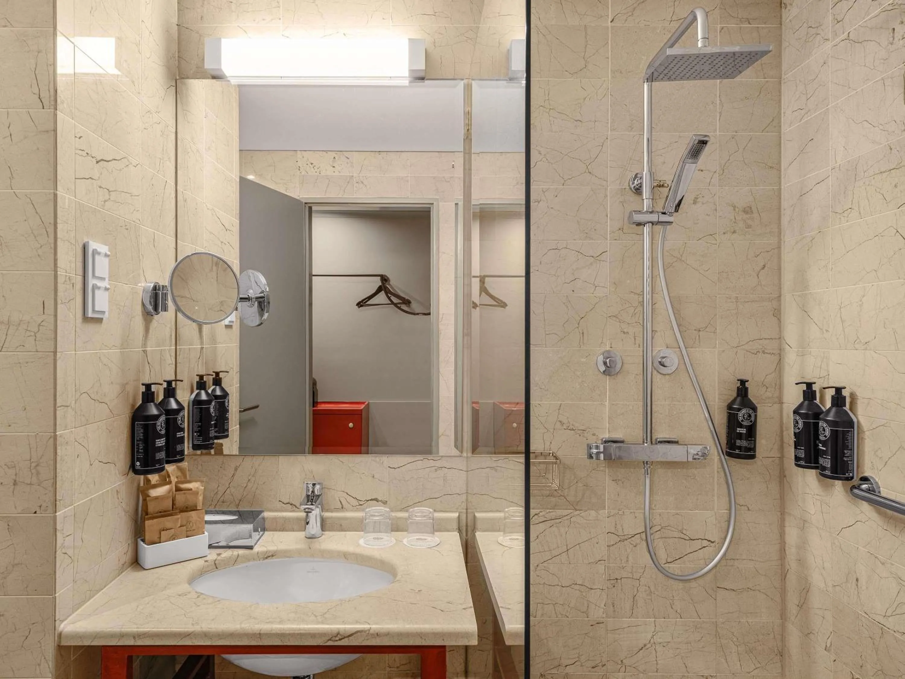 Bedroom in Hotel Lycium Debrecen - Handwritten Collection