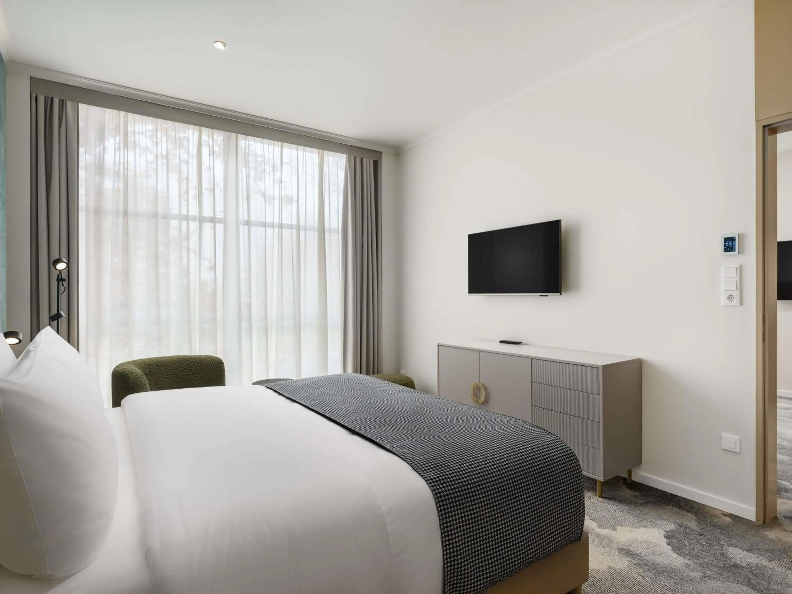 Bedroom, Bed in Hotel Lycium Debrecen - Handwritten Collection