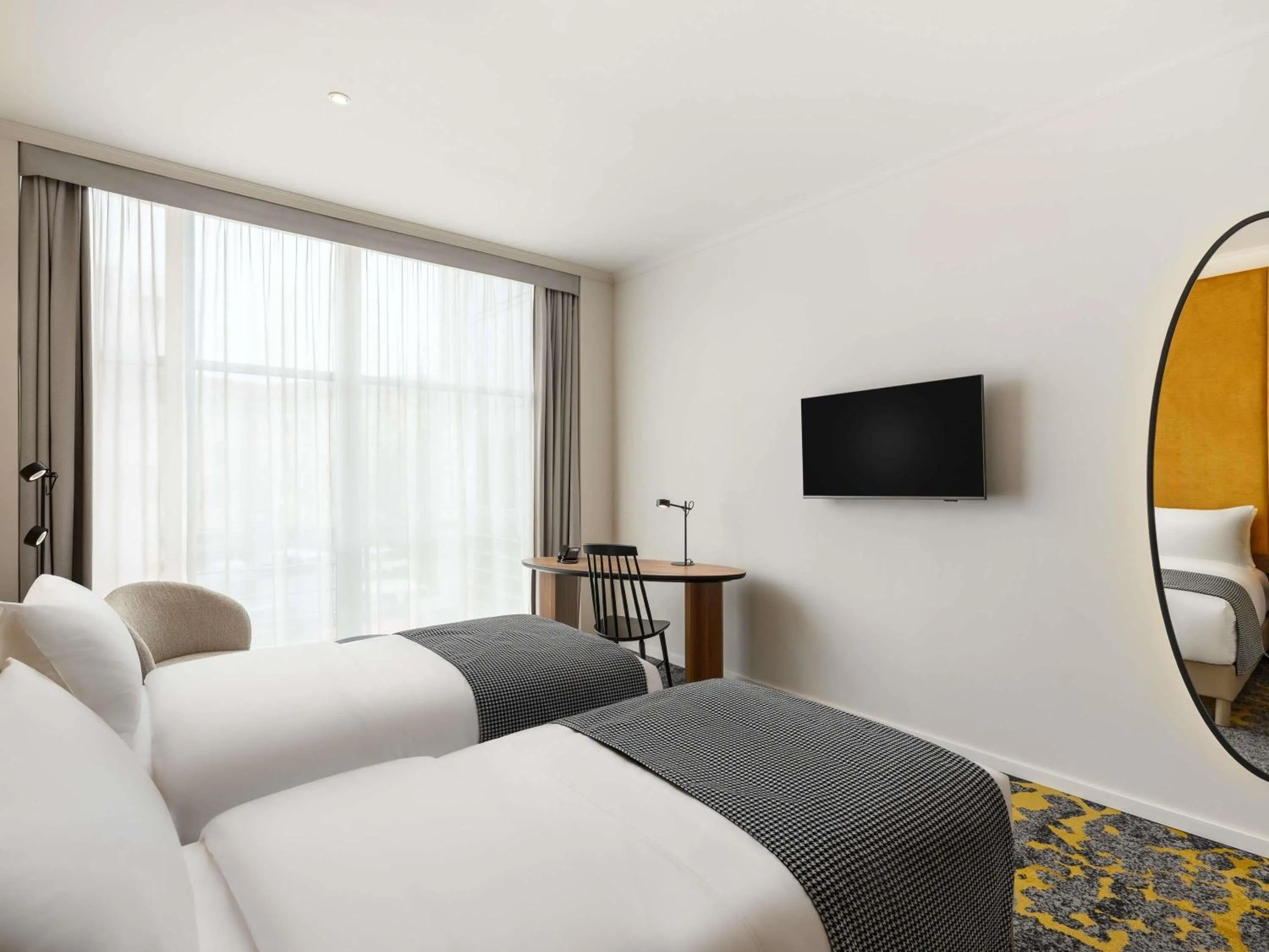 Bedroom, Bed in Hotel Lycium Debrecen - Handwritten Collection