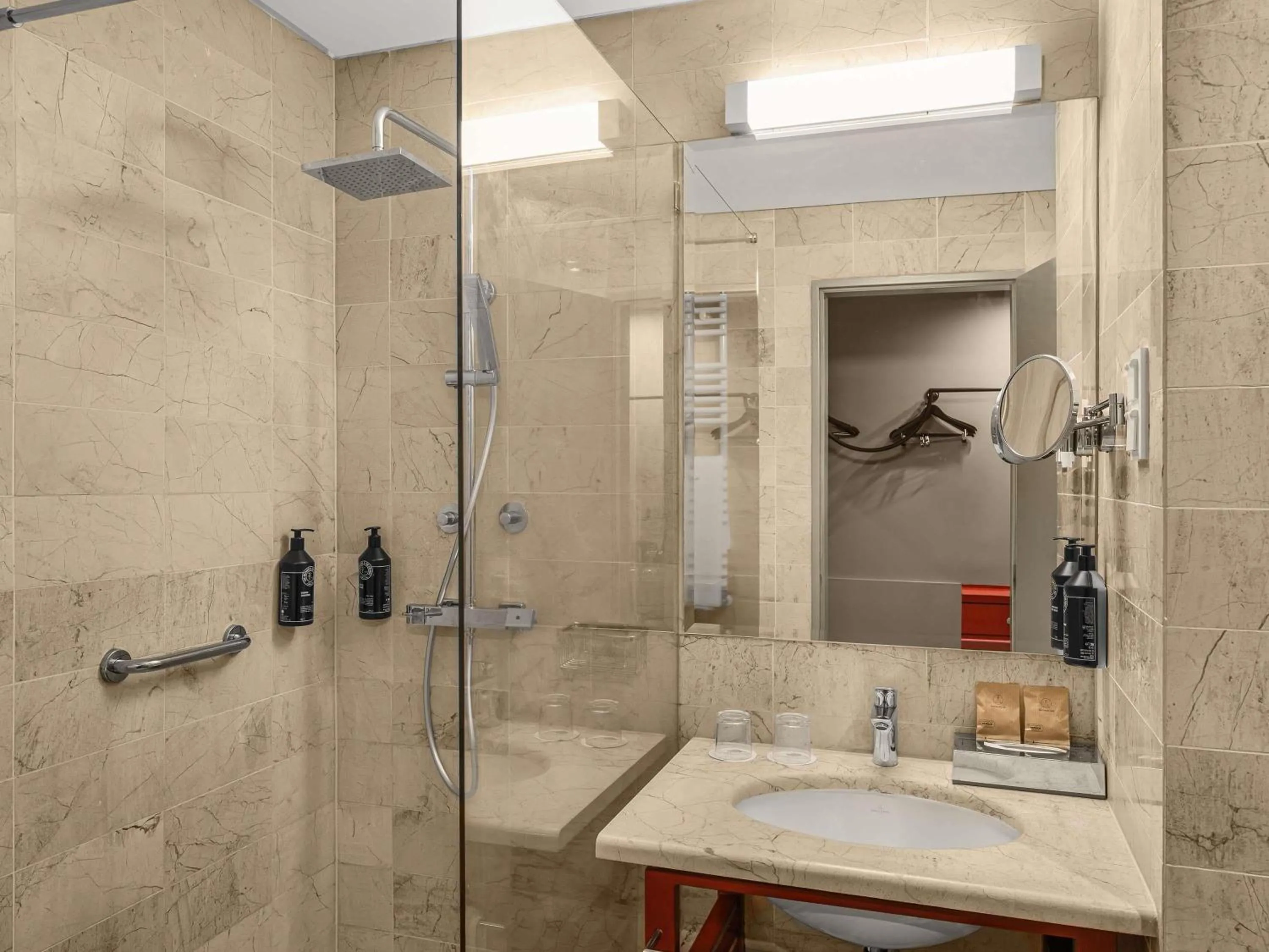 Bedroom in Hotel Lycium Debrecen - Handwritten Collection