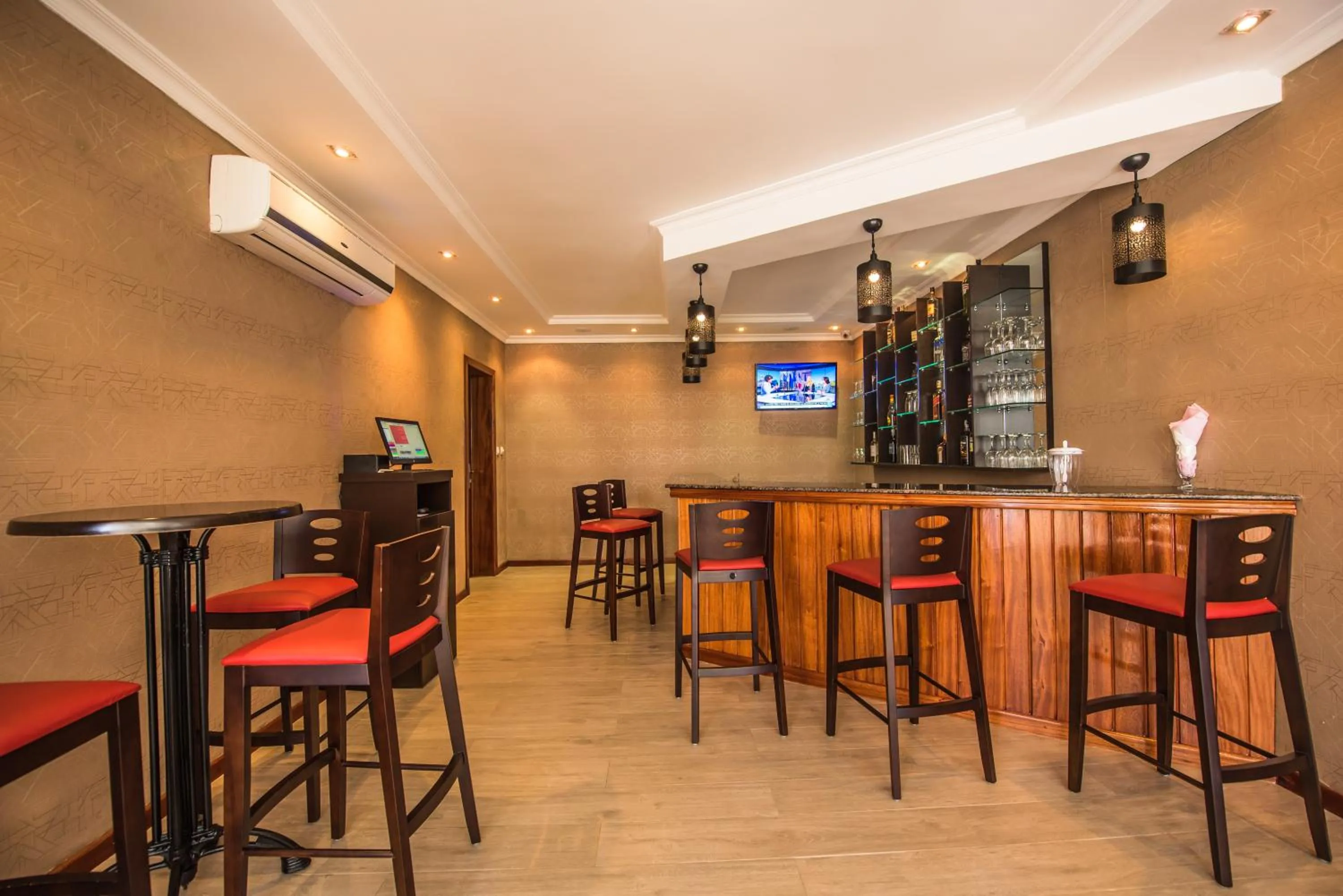 Lounge or bar in The Court Boutique Hotel