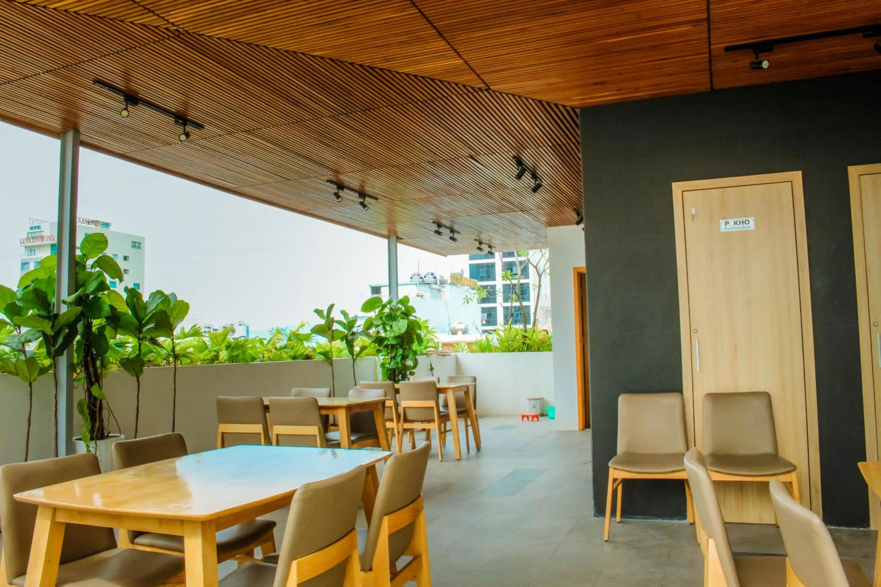 Restaurant/places to eat in Babylon Garden Da Nang