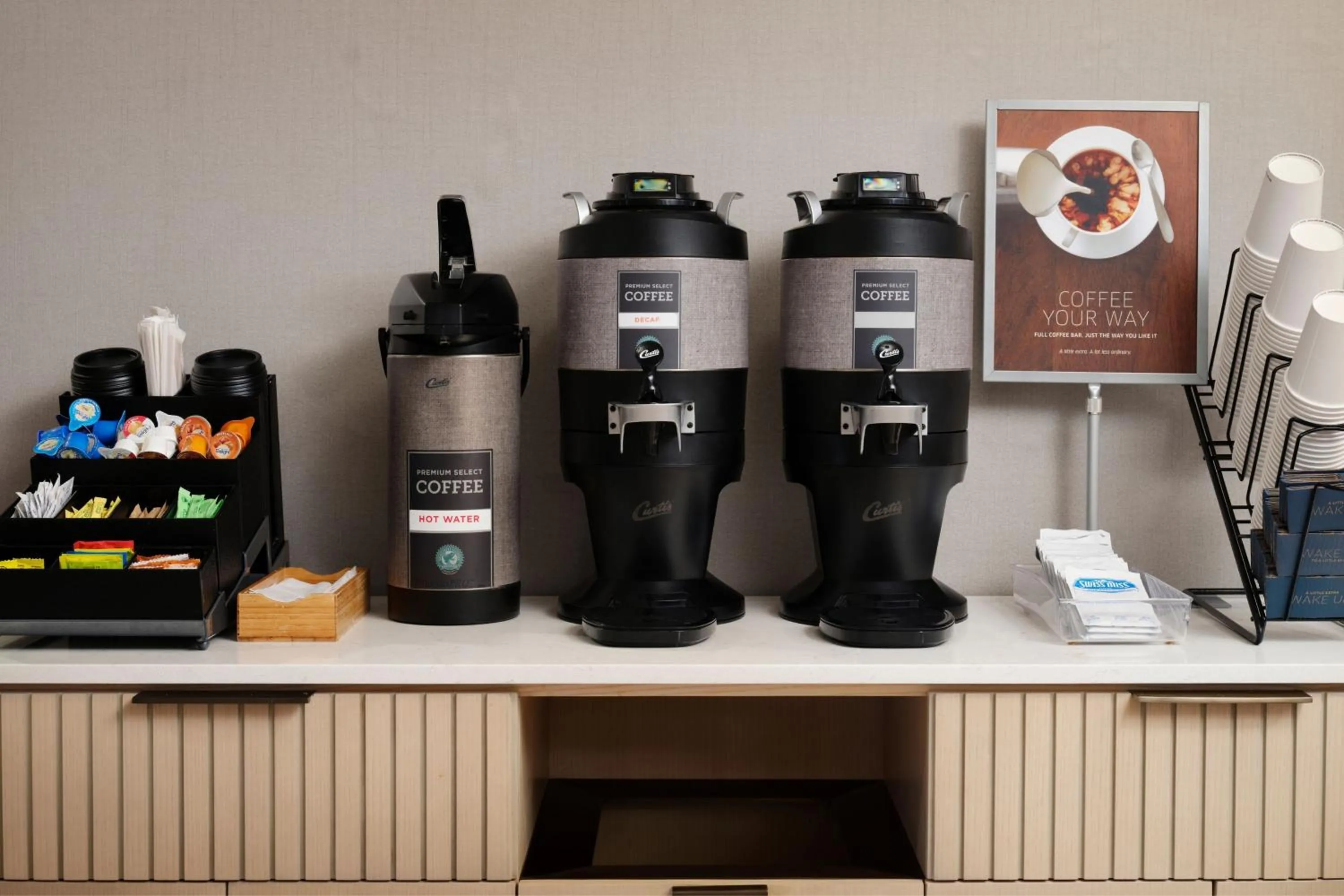 Restaurant/places to eat in SpringHill Suites Nashville MetroCenter