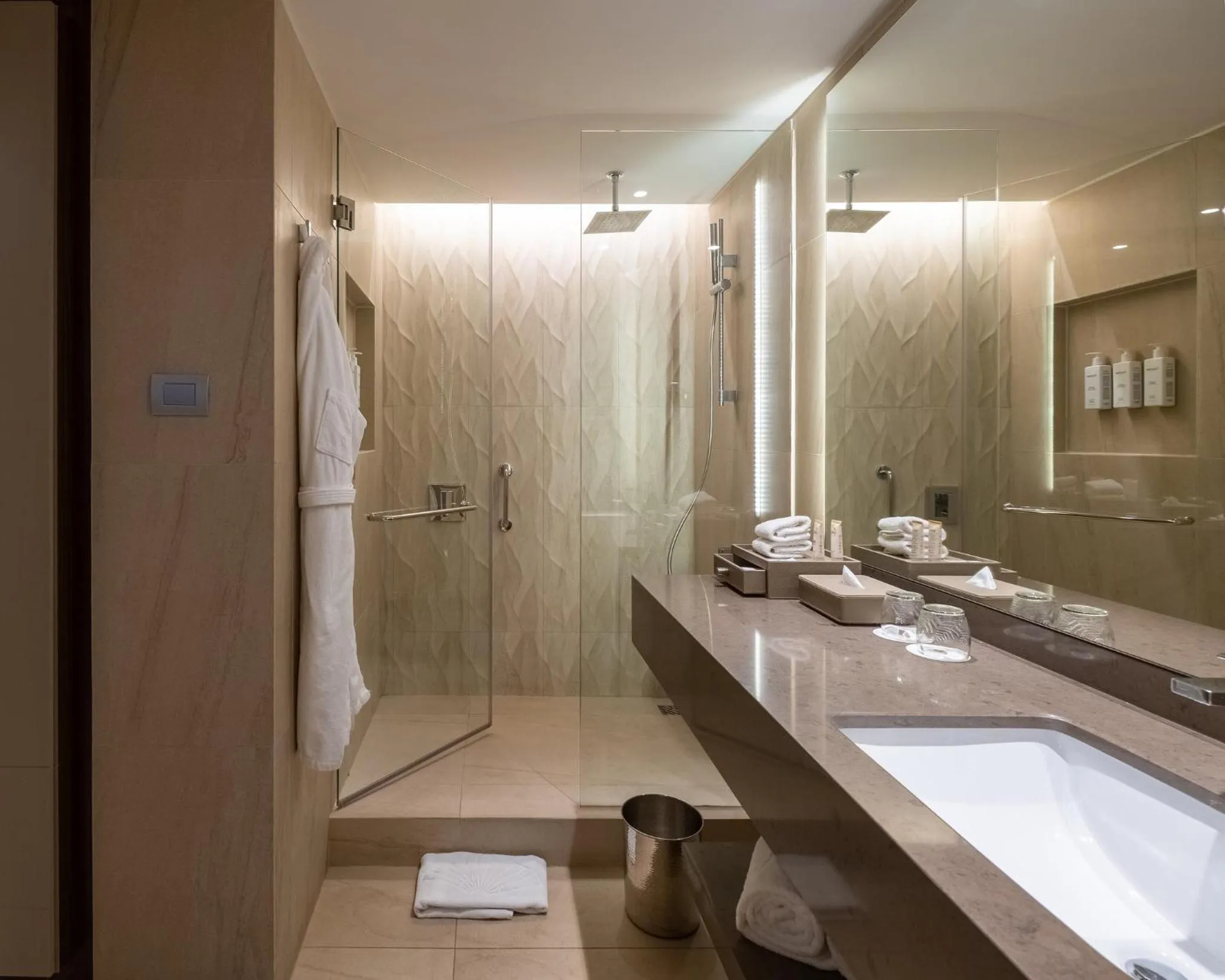 Bathroom in Mandarin Oriental, Santiago