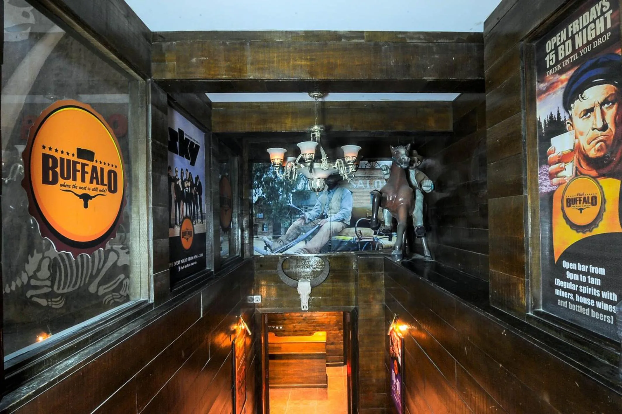 Alcoholic drinks in Ramee California Hotel