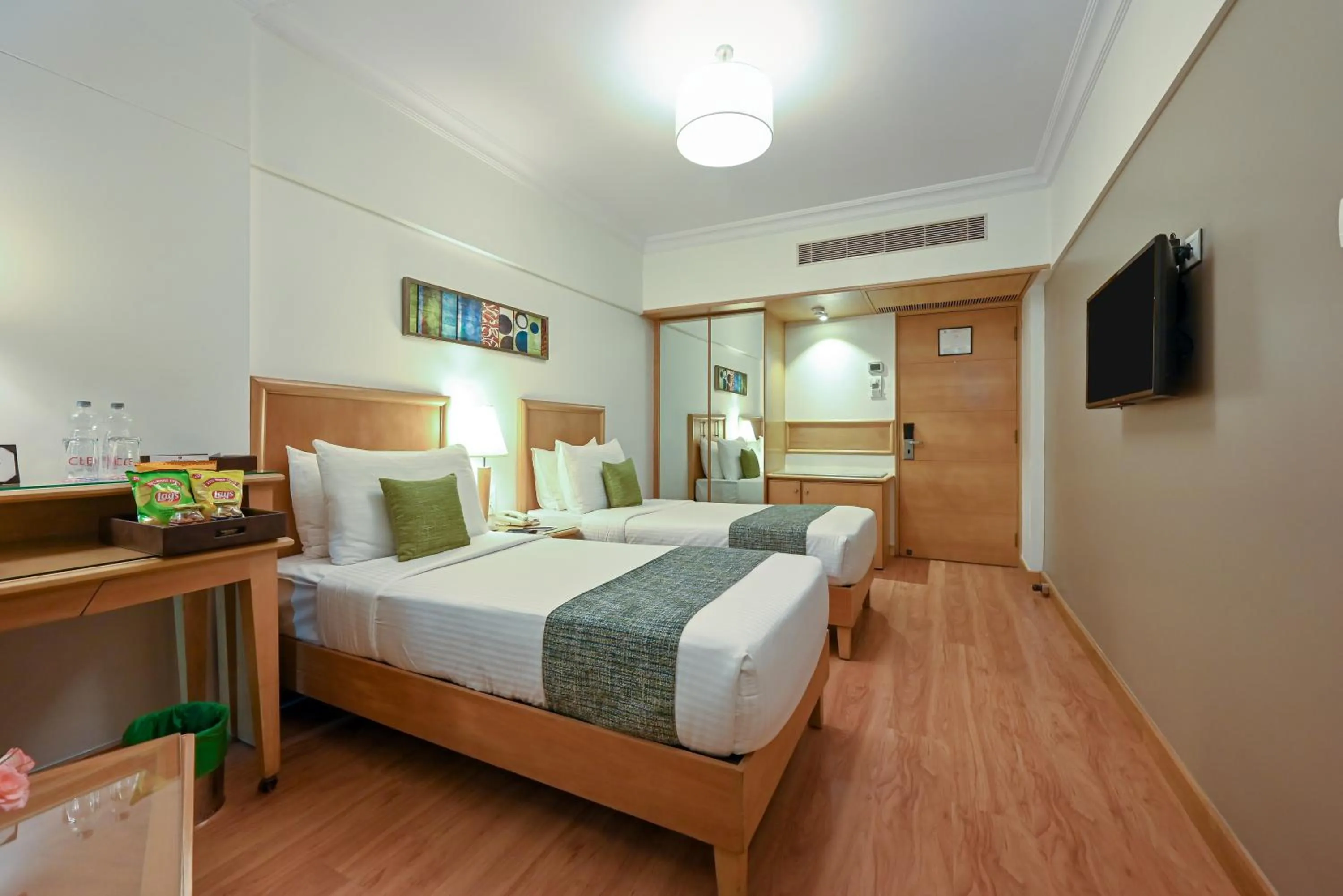 Bed in Fariyas Hotel Mumbai , Colaba