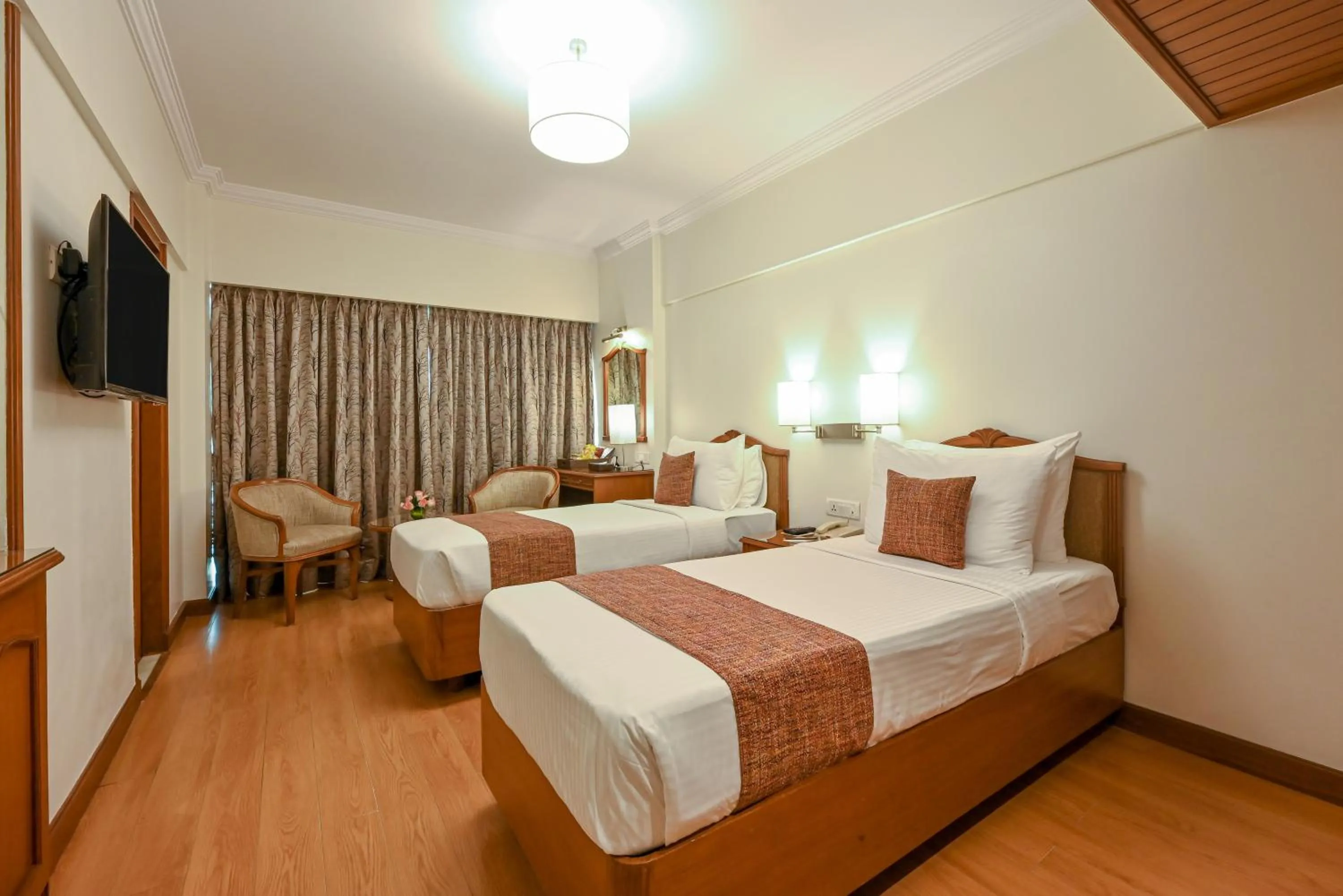 Bed in Fariyas Hotel Mumbai , Colaba