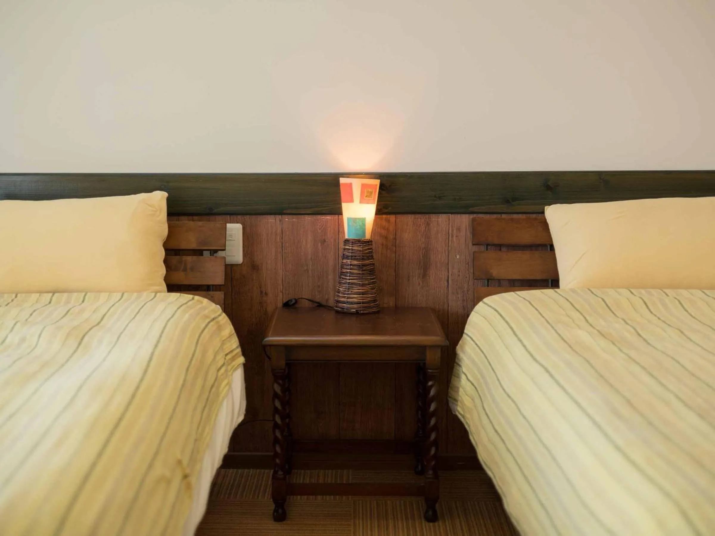 Bed in Auberge Bonne Chere Raout