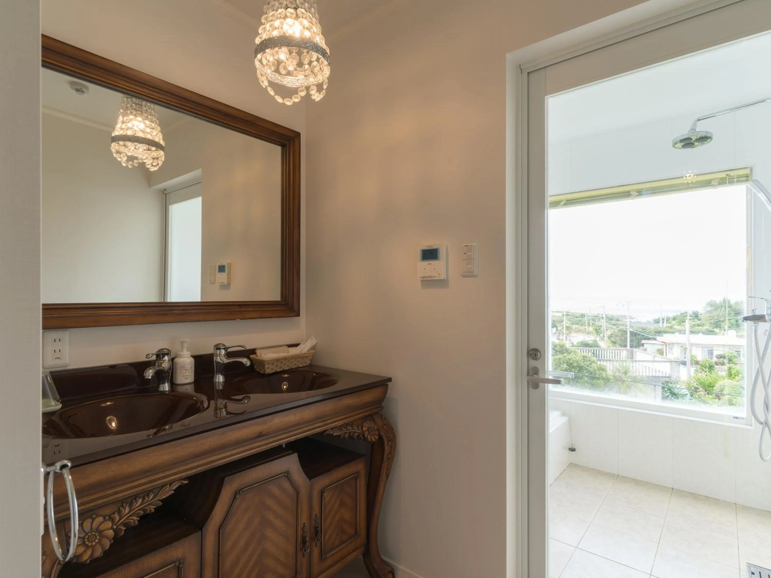 Bathroom in Auberge Bonne Chere Raout