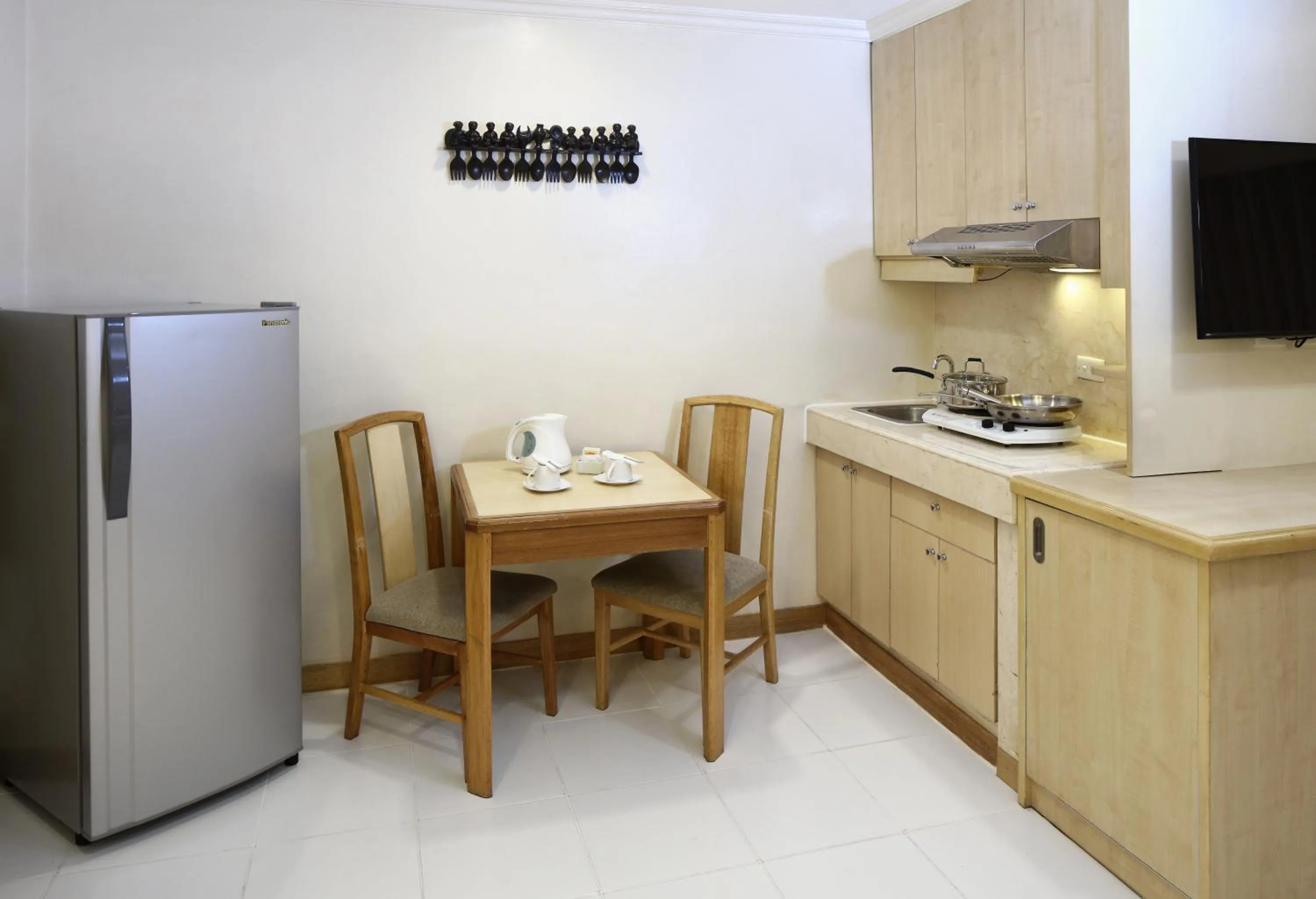 Dining area in Manila Lotus Hotel