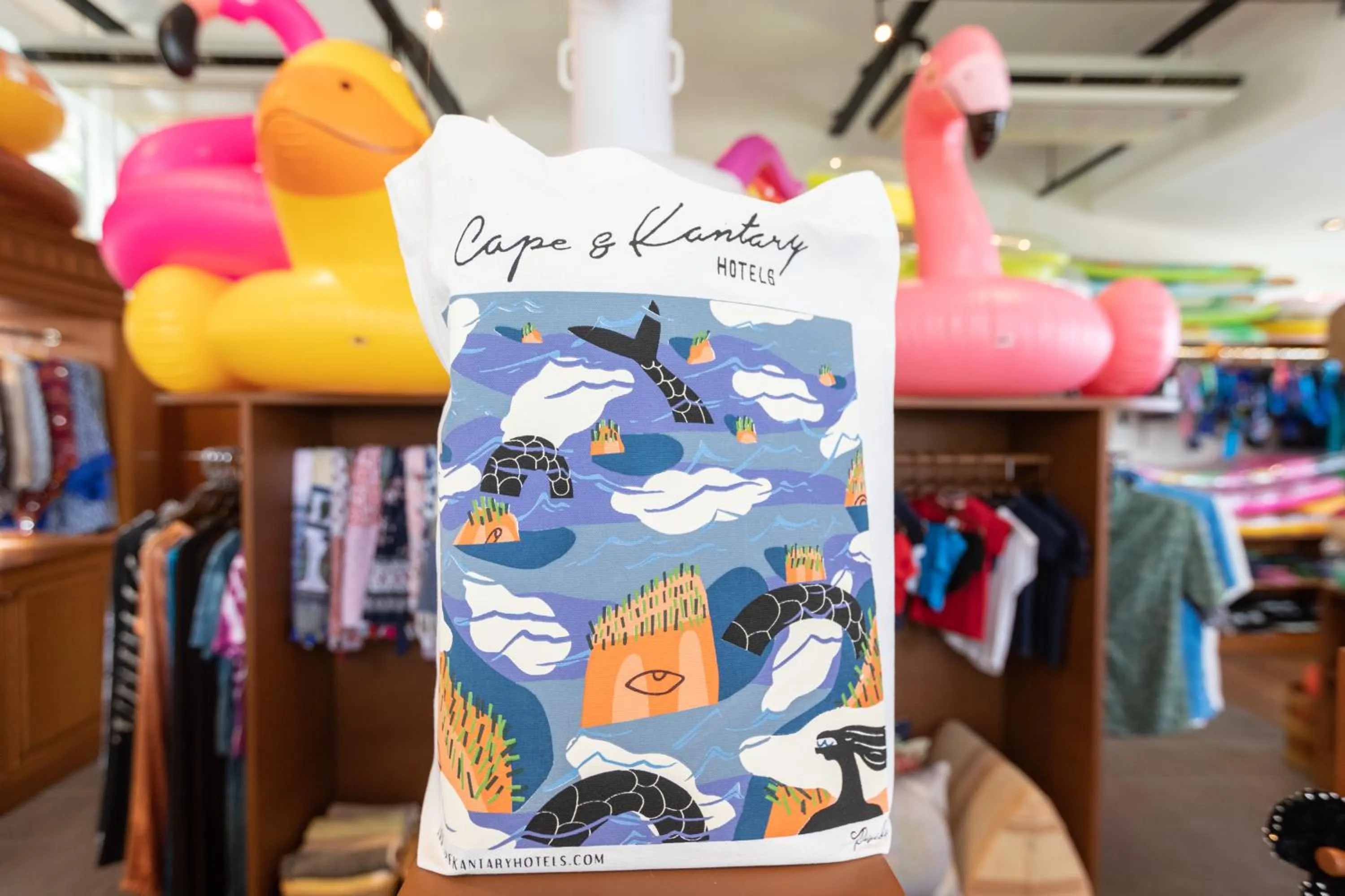 On-site shops in Kantary Bay Hotel Phuket