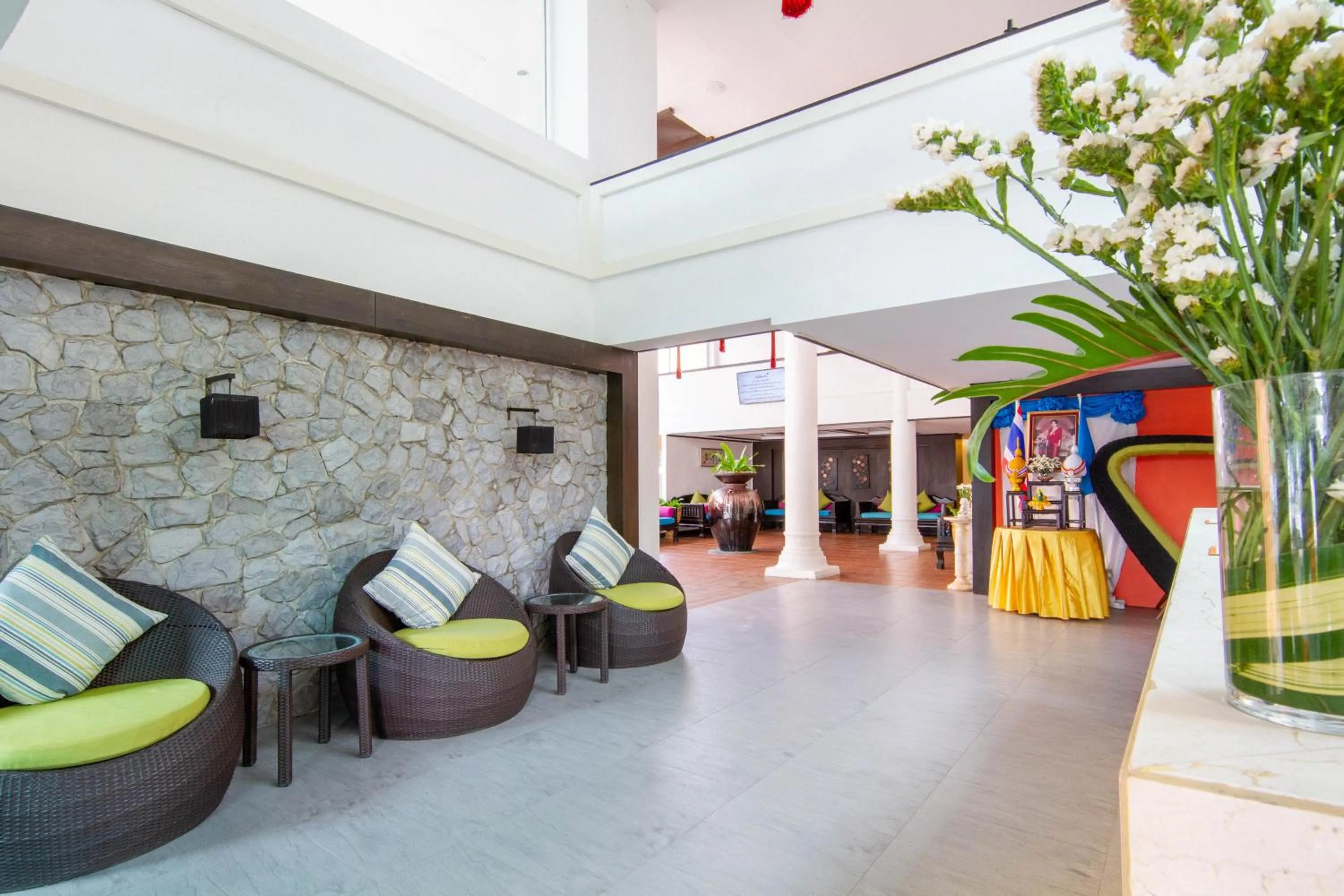 Lobby or reception in FuramaXclusive Sandara Hua Hin at Cha-am Beach